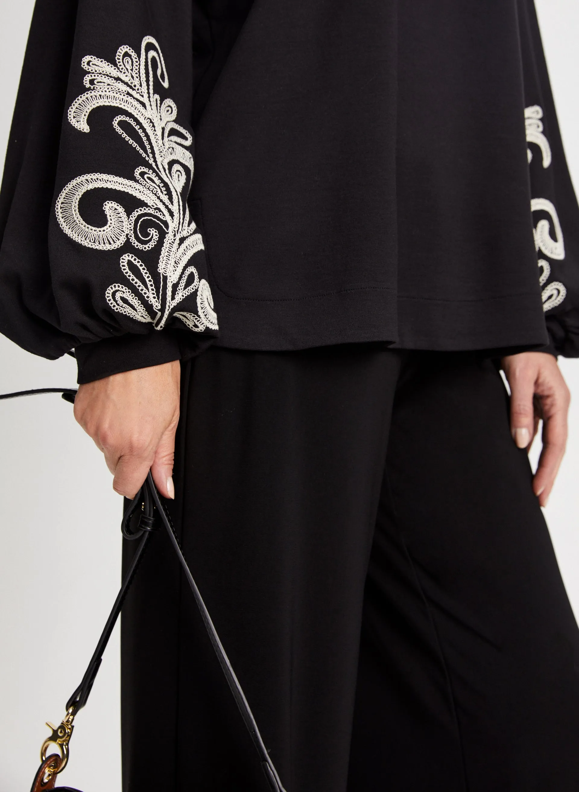 Paisley Print Puffed Sleeve Top sold by Laura product image thumbnail 5