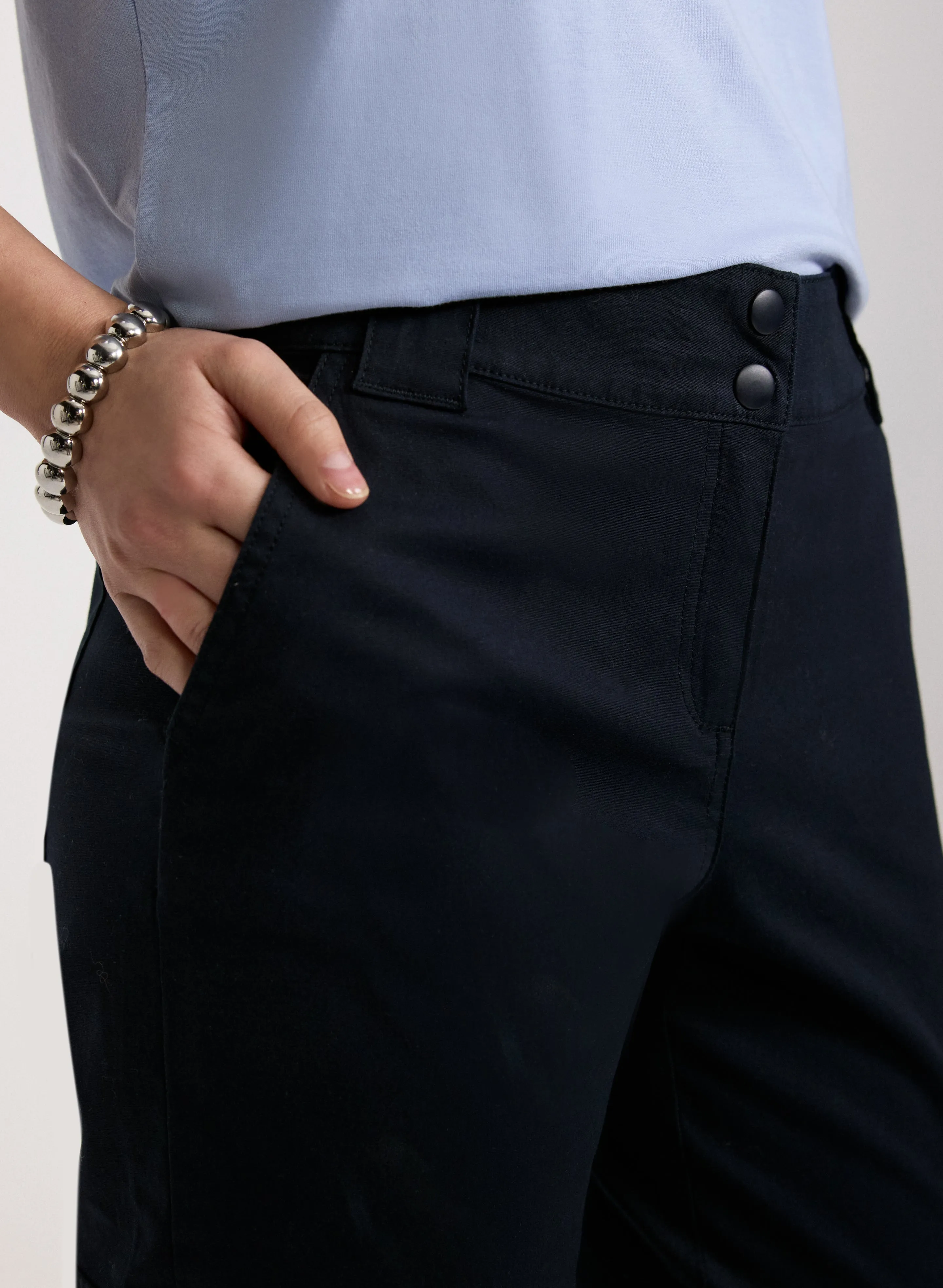 Cropped Drawstring Hem Cargo Pants sold by Laura product image thumbnail 5