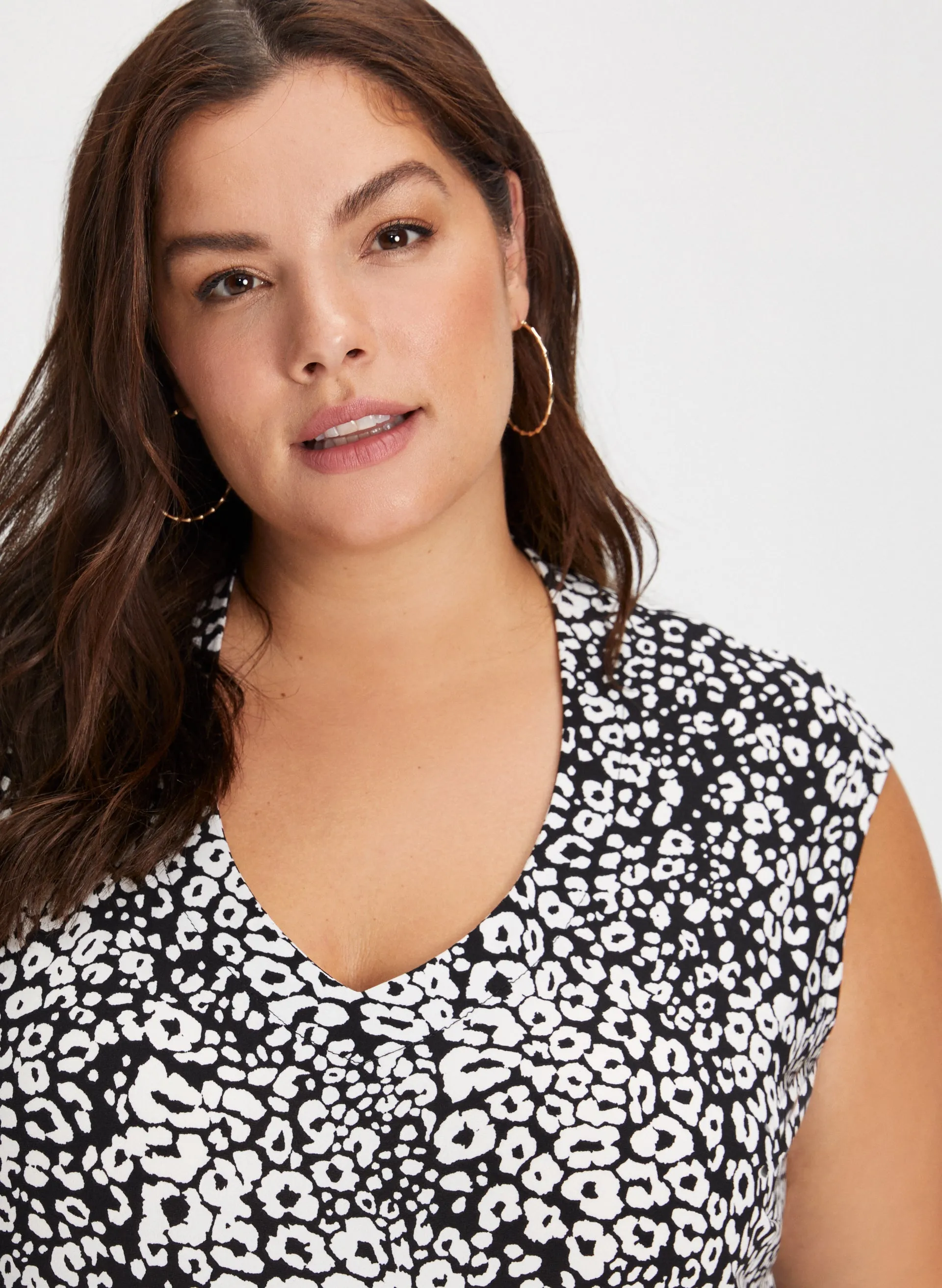 Sleeveless Animal Print Top sold by Laura product image thumbnail 2