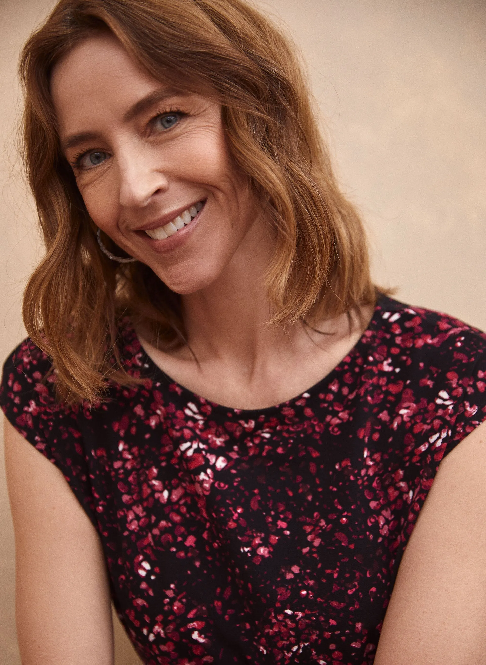 Abstract Floral Print Top sold by Laura product image thumbnail 2