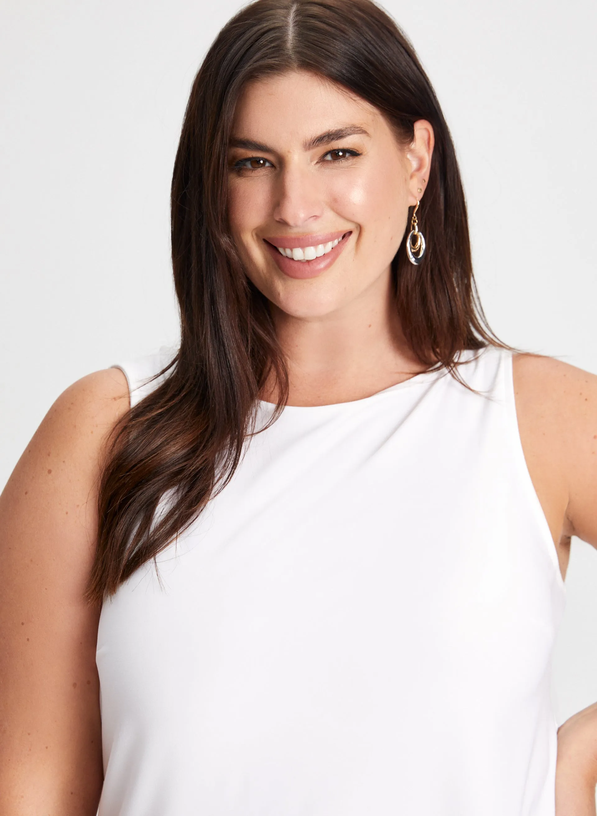 Basic Sleeveless Top sold by Laura product image thumbnail 2