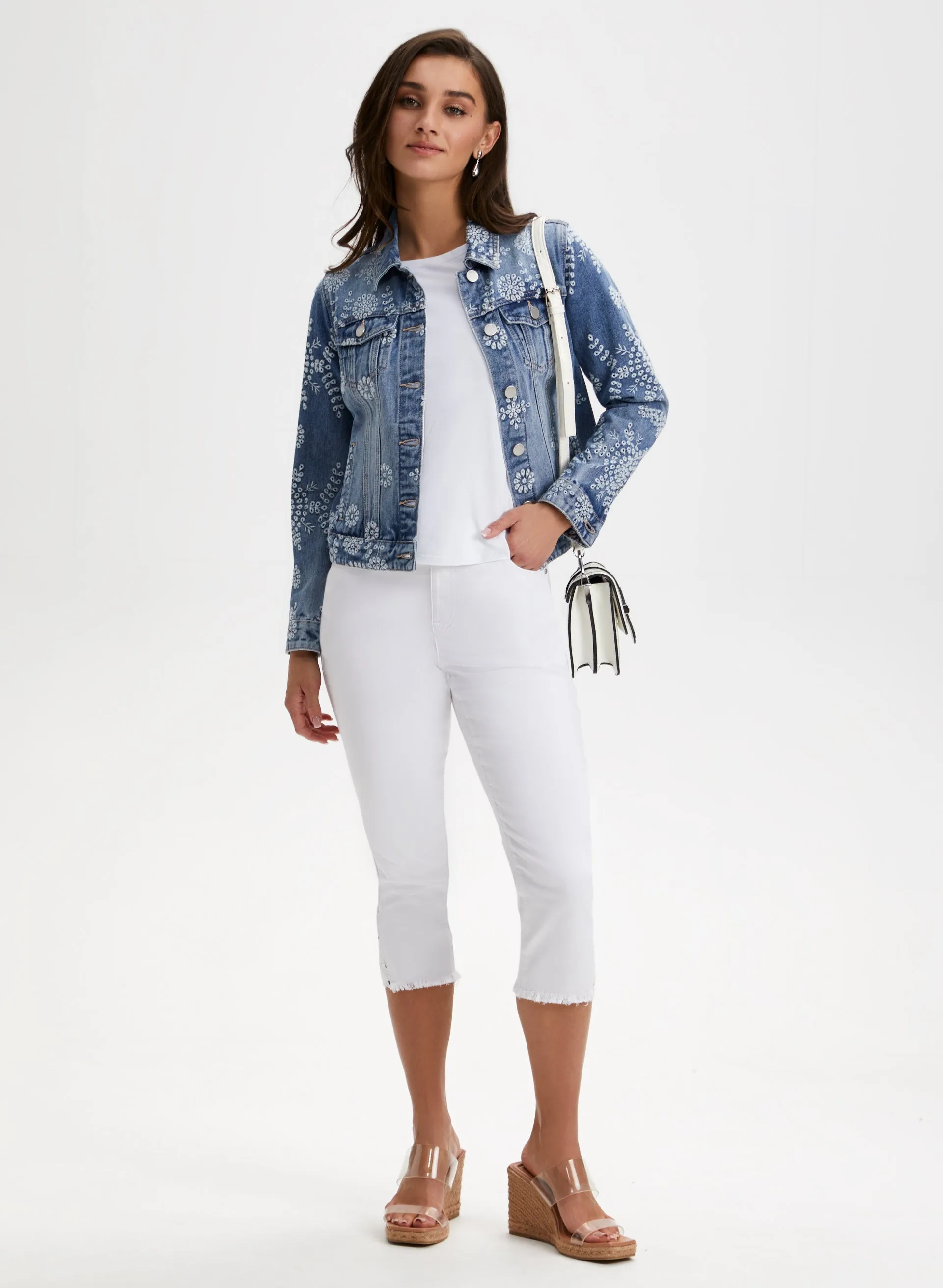 Sleeveless Tee sold by Laura product image thumbnail 4