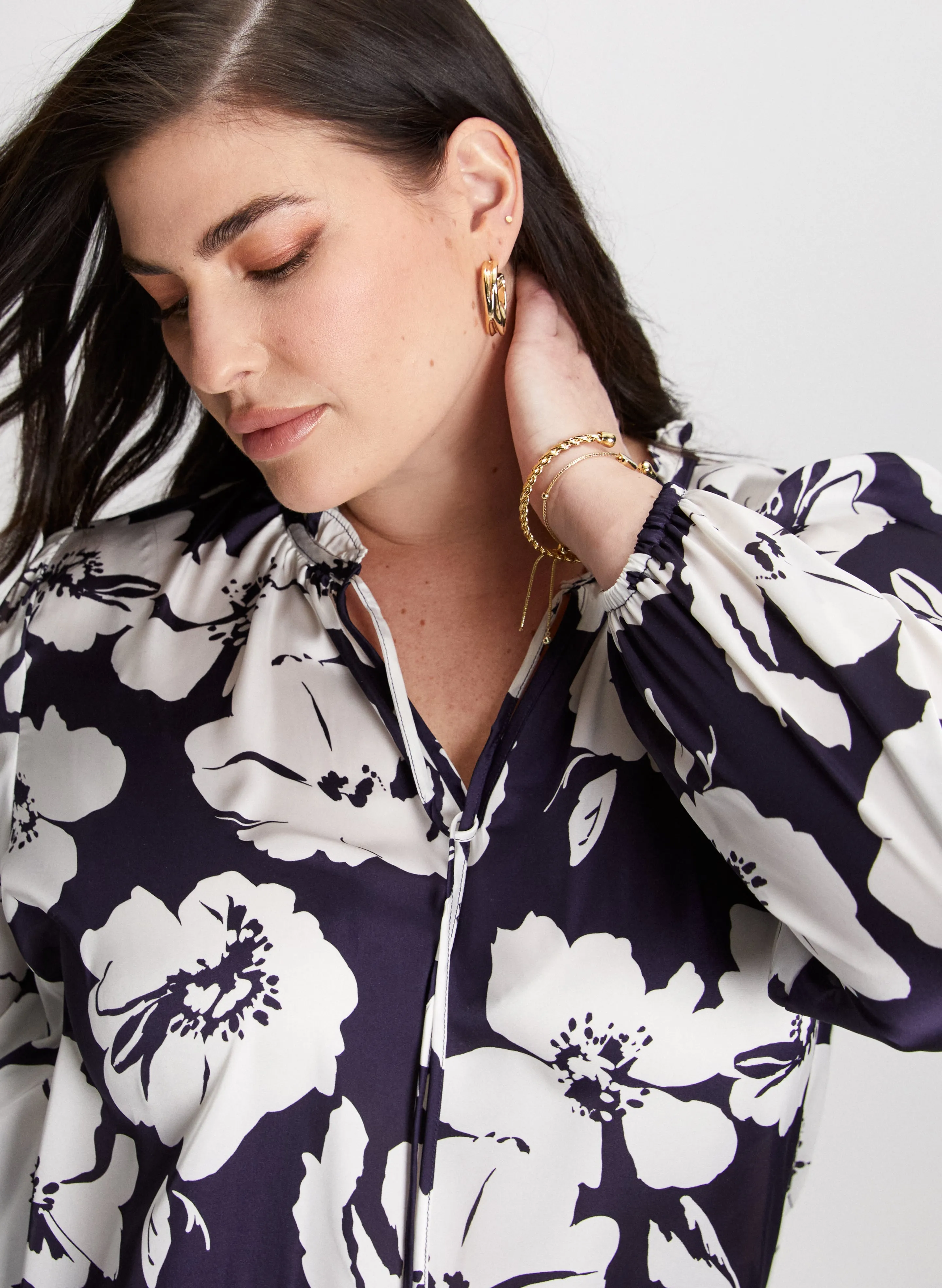 Floral Puff Sleeve Blouse sold by Laura product image thumbnail 2