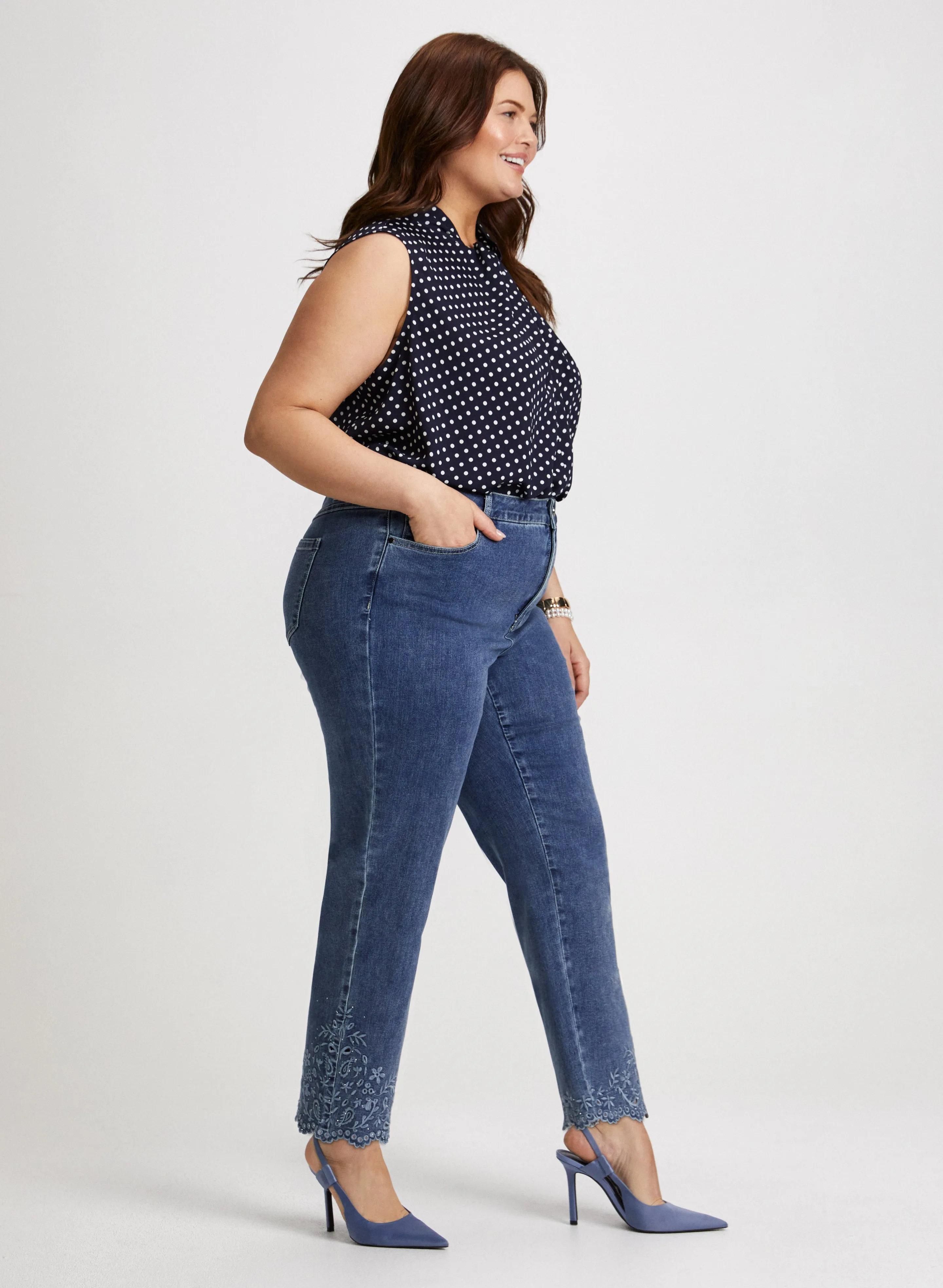 Scalloped Hem Denim Capris sold by Laura product image thumbnail 4