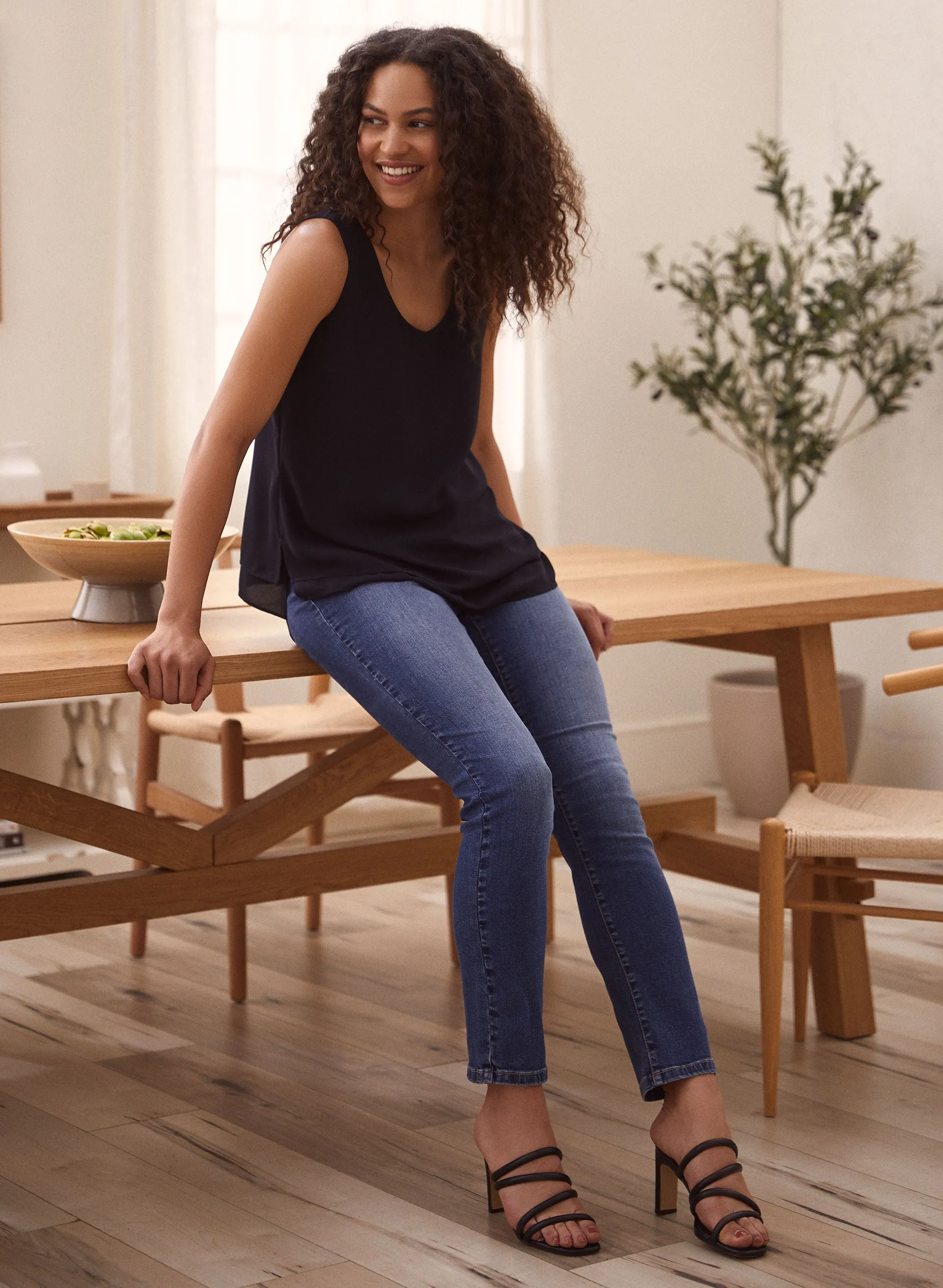 Sleeveless V-Neck Blouse sold by Laura product image thumbnail 4