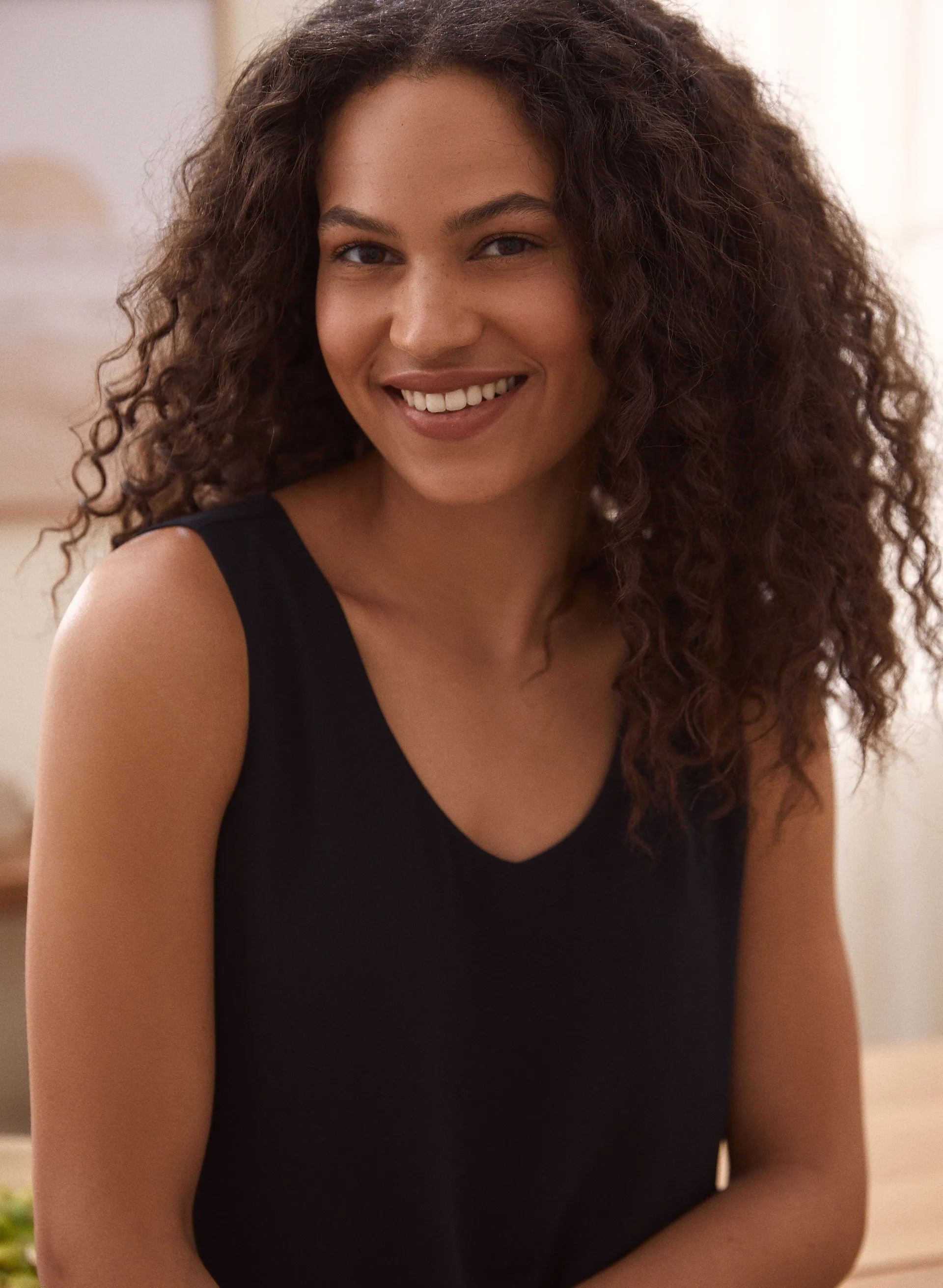 Sleeveless V-Neck Blouse sold by Laura product image thumbnail 3