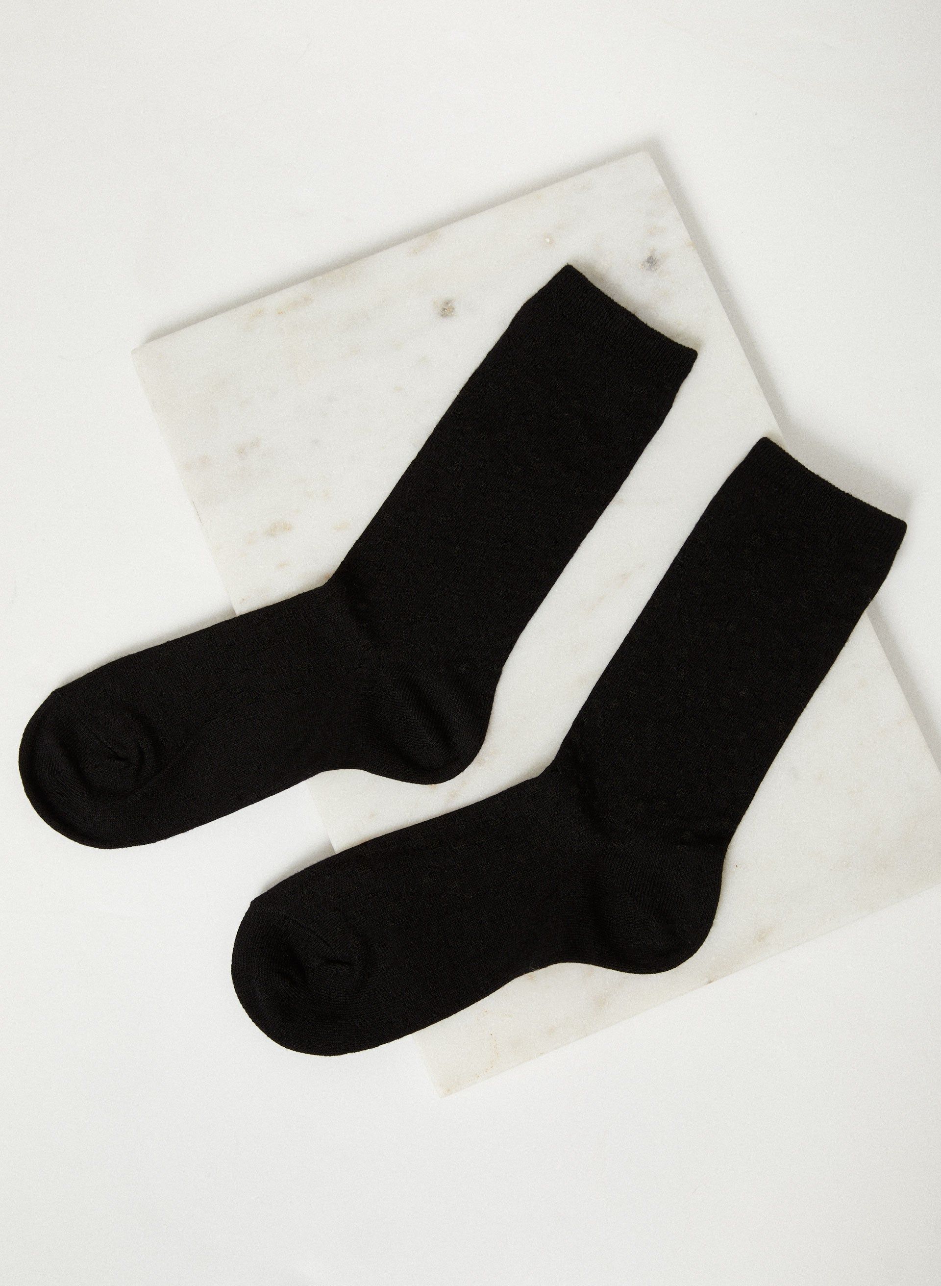 Bamboo Crew Socks 3-Pack sold by Laura
