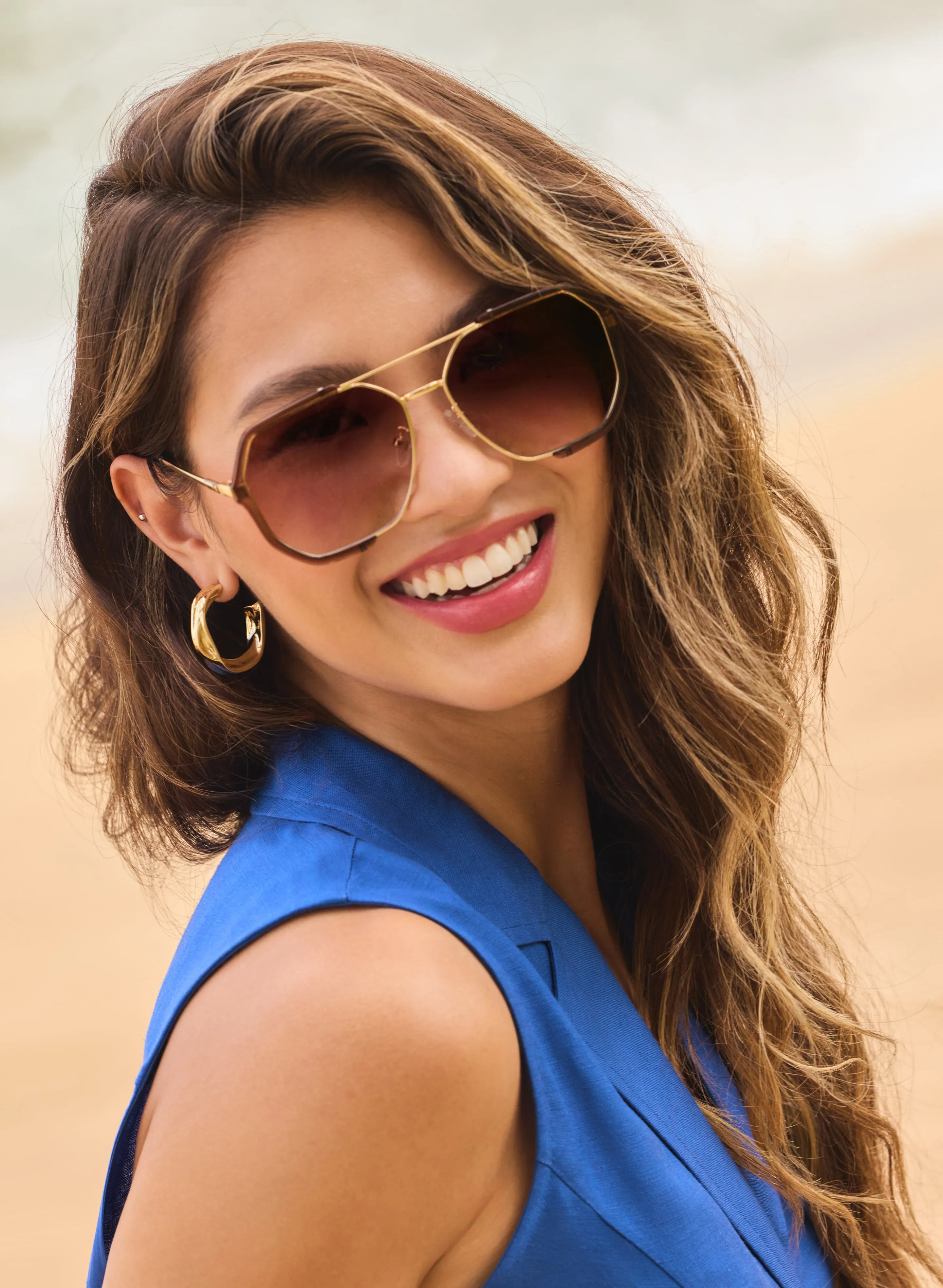 Geometric Shape Sunglasses sold by Laura product image thumbnail 2