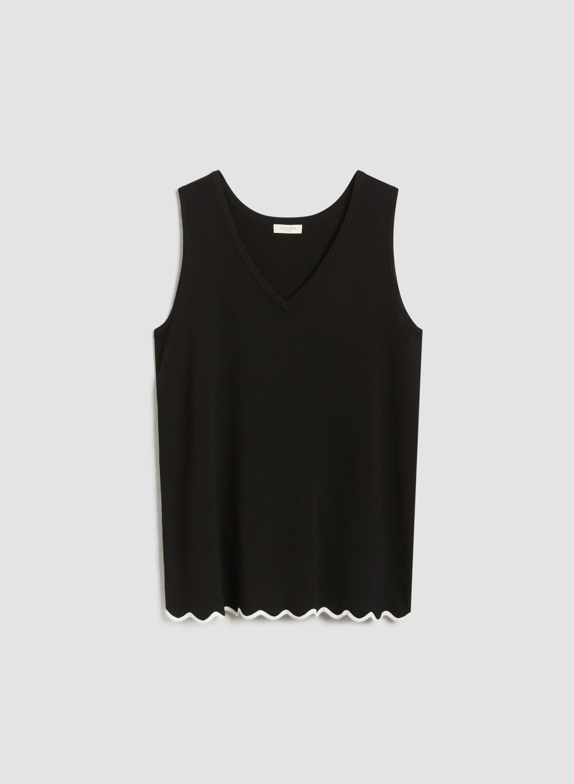 Scallop Detail Cami sold by Laura product image thumbnail 4