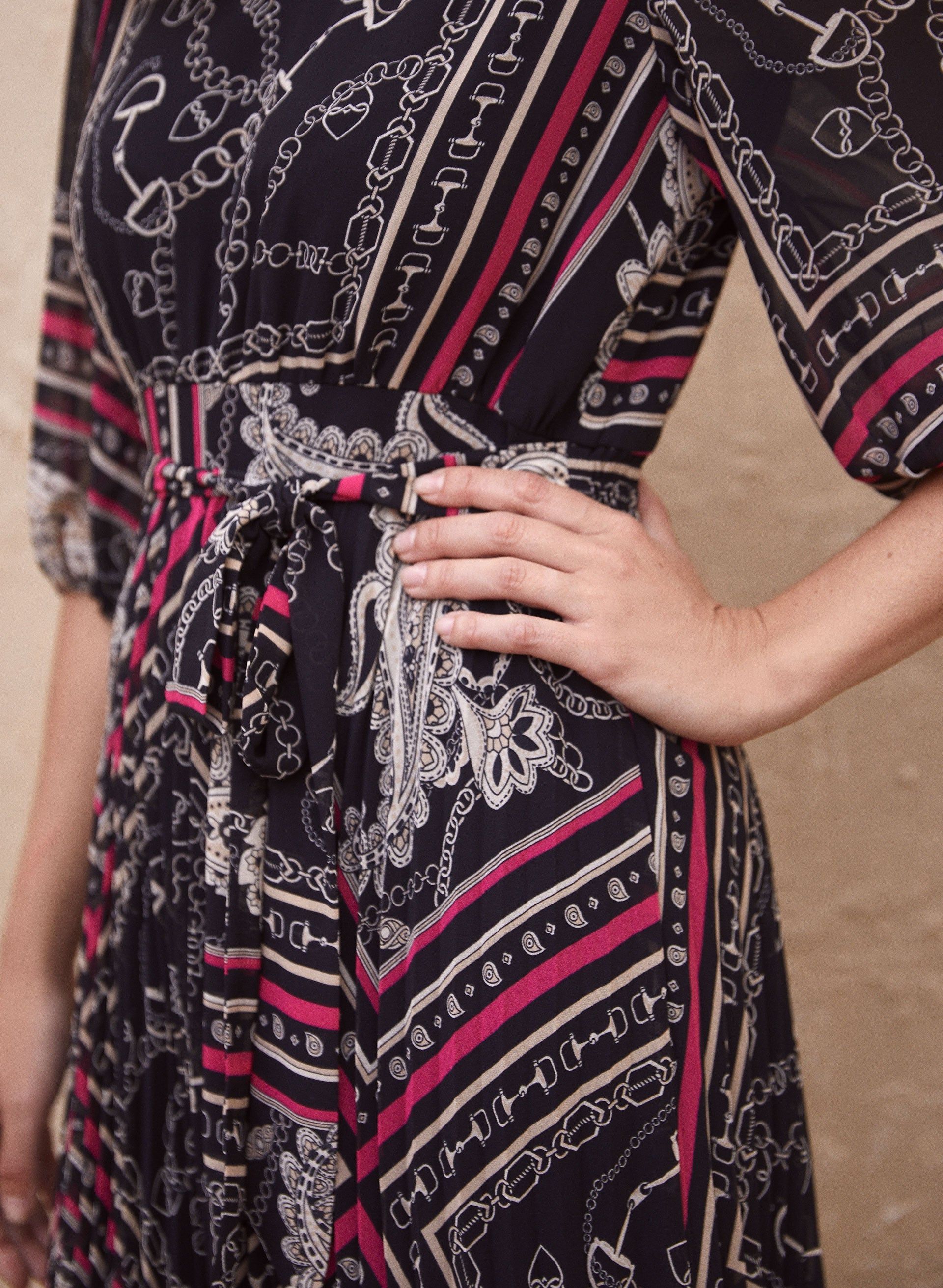Paisley Print Midi Dress sold by Laura product image thumbnail 4