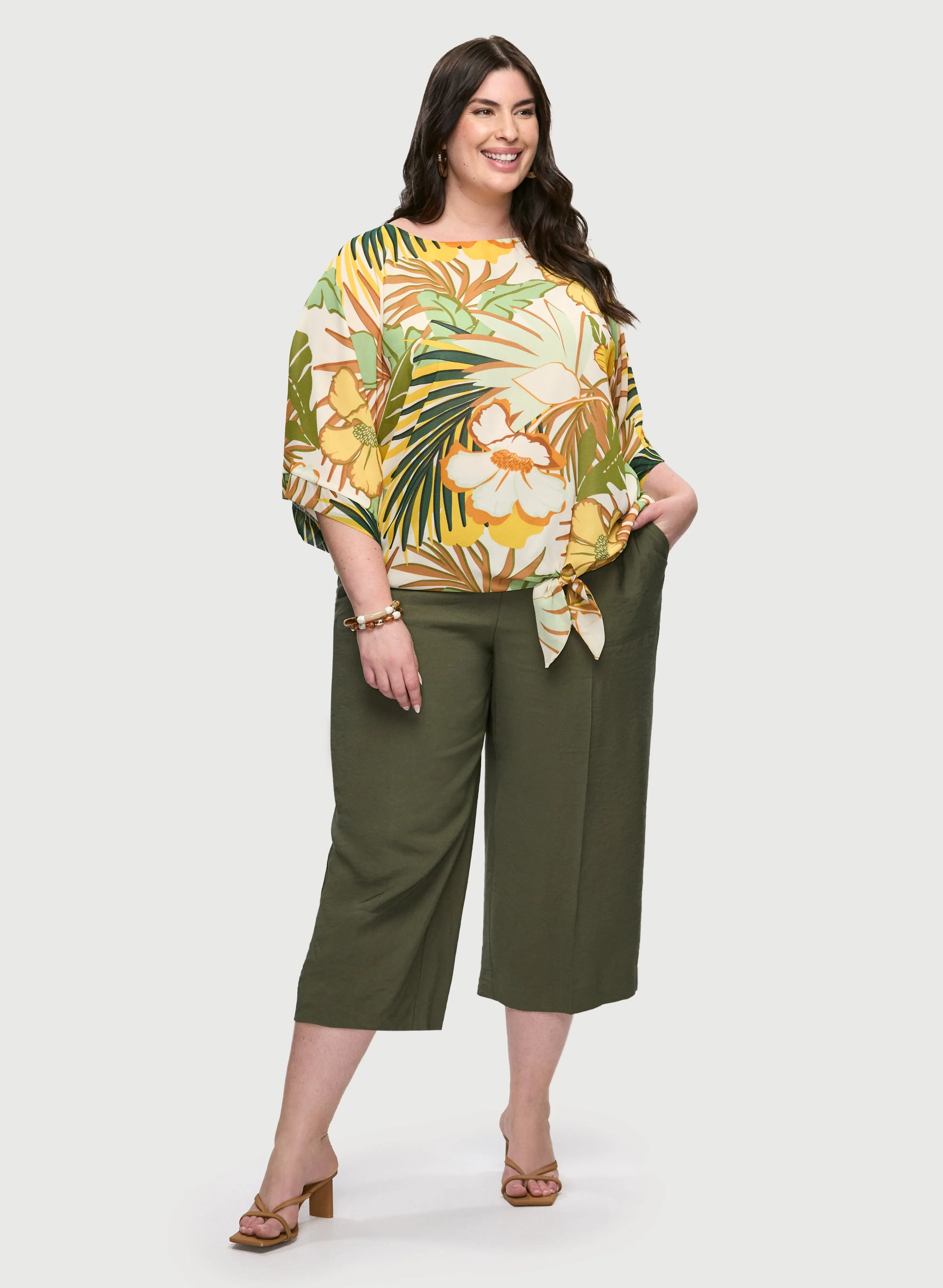 Tropical Print Top & Pull-On Straight Leg Capris sold by Laura