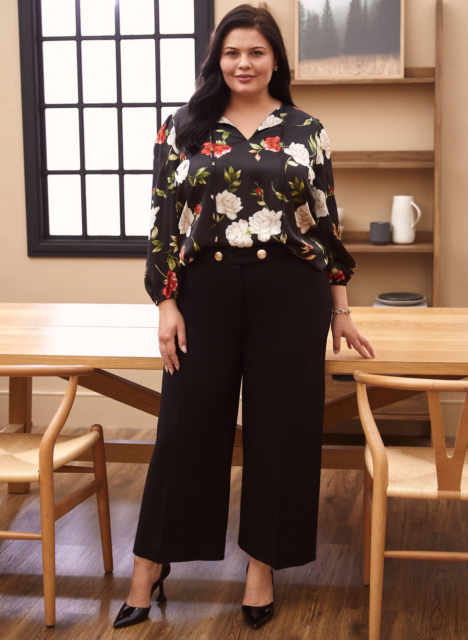 Button Detail Gaucho Pants sold by Laura product image thumbnail 3