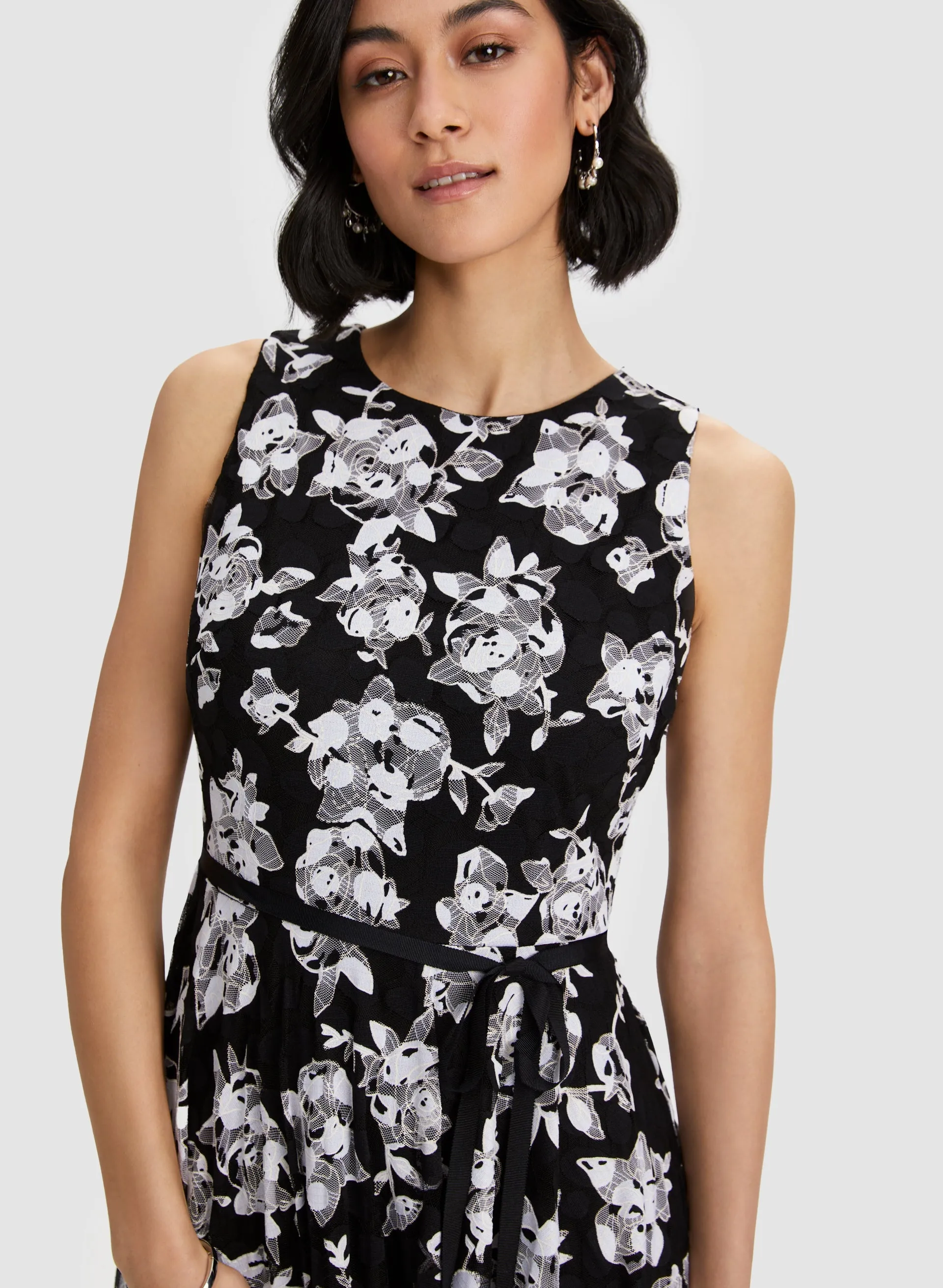 Floral Print Ribbon Belt Dress sold by Laura product image thumbnail 5