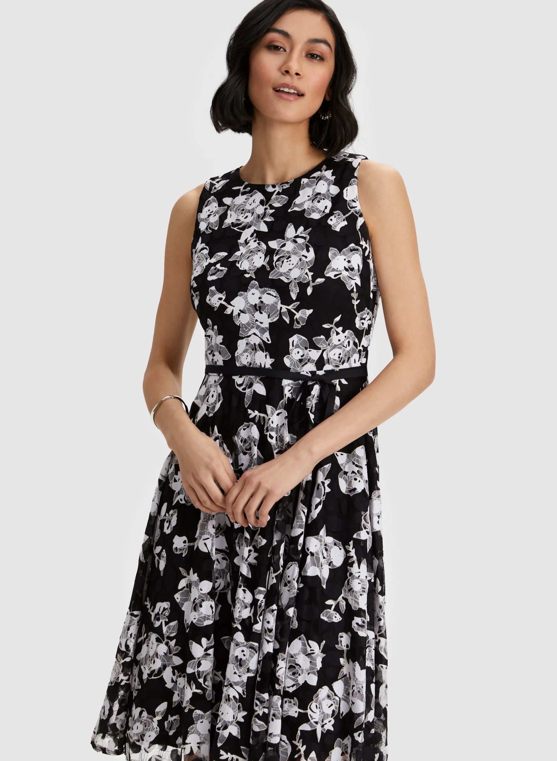 Floral Print Ribbon Belt Dress sold by Laura product image thumbnail 4