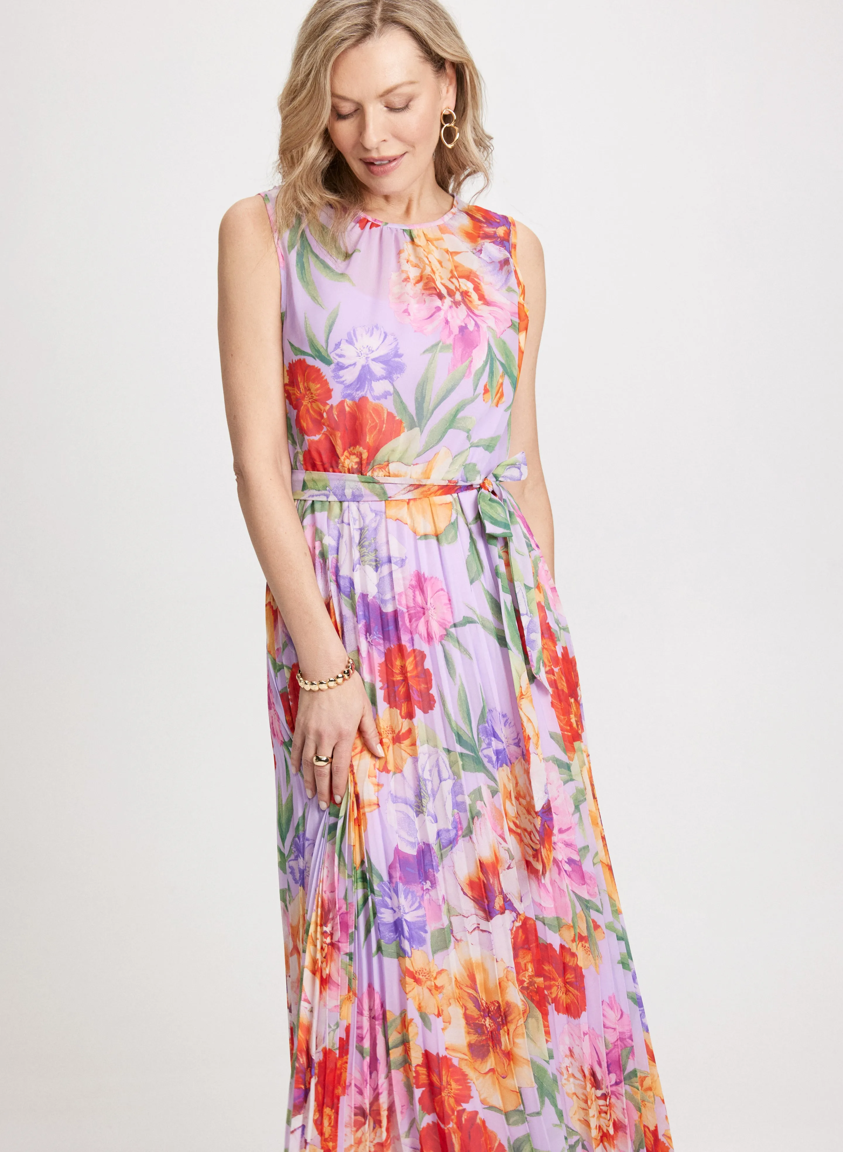 Long Tropical Pleated Dress sold by Laura product image thumbnail 4