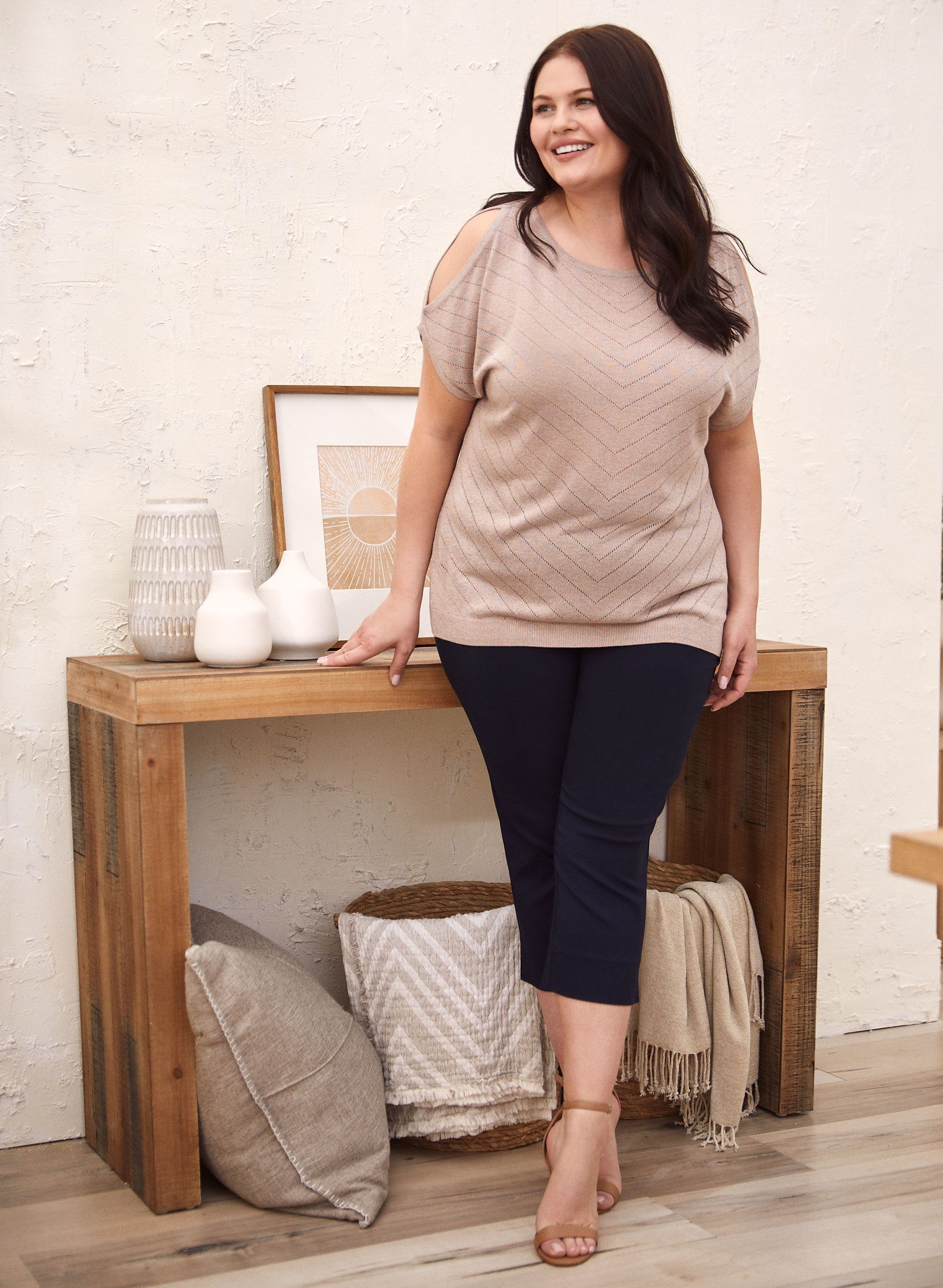 Pull-On Capris sold by Laura product image thumbnail 2