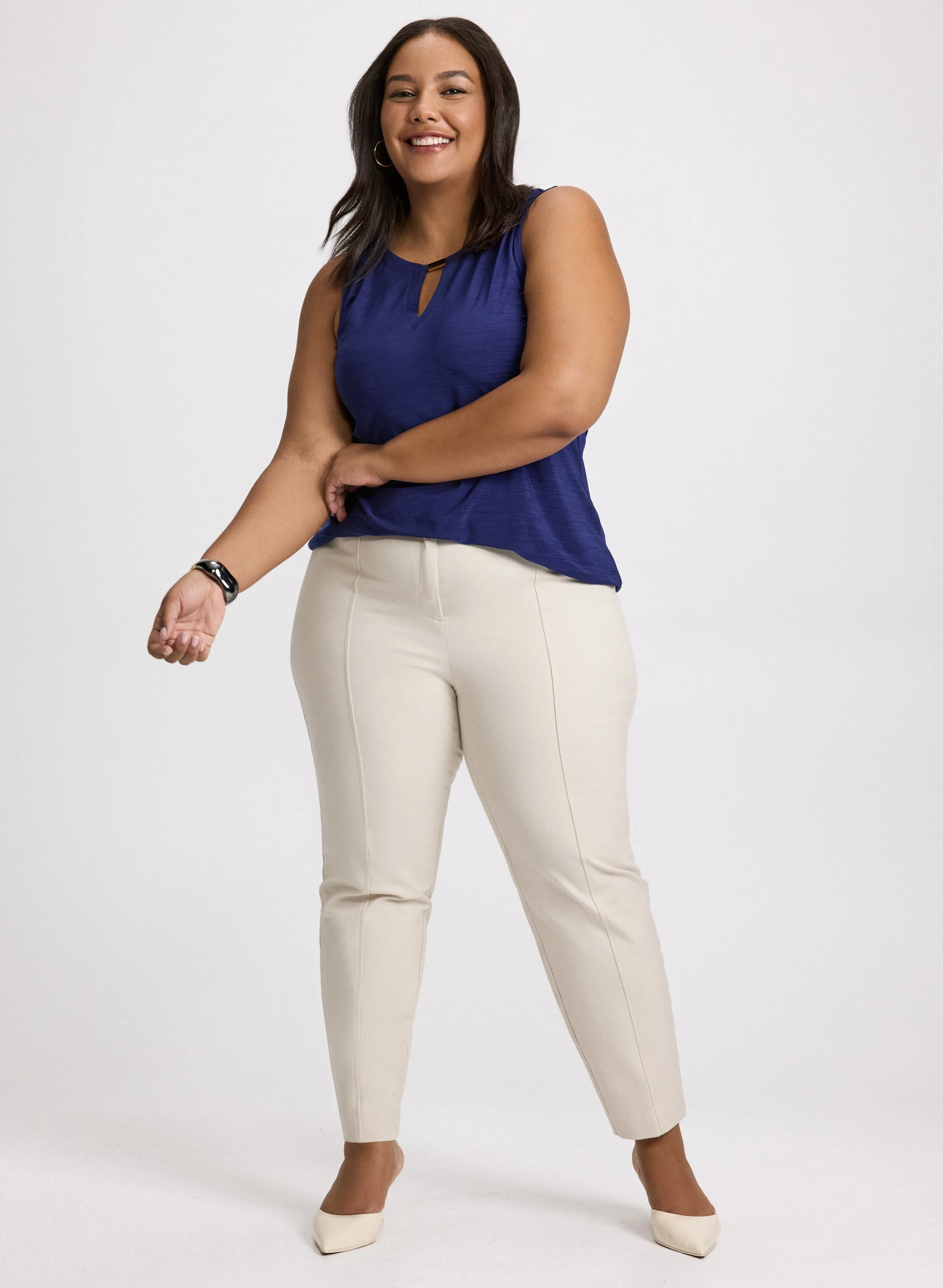 Keyhole Detail Sleeveless Top sold by Laura product image thumbnail 3