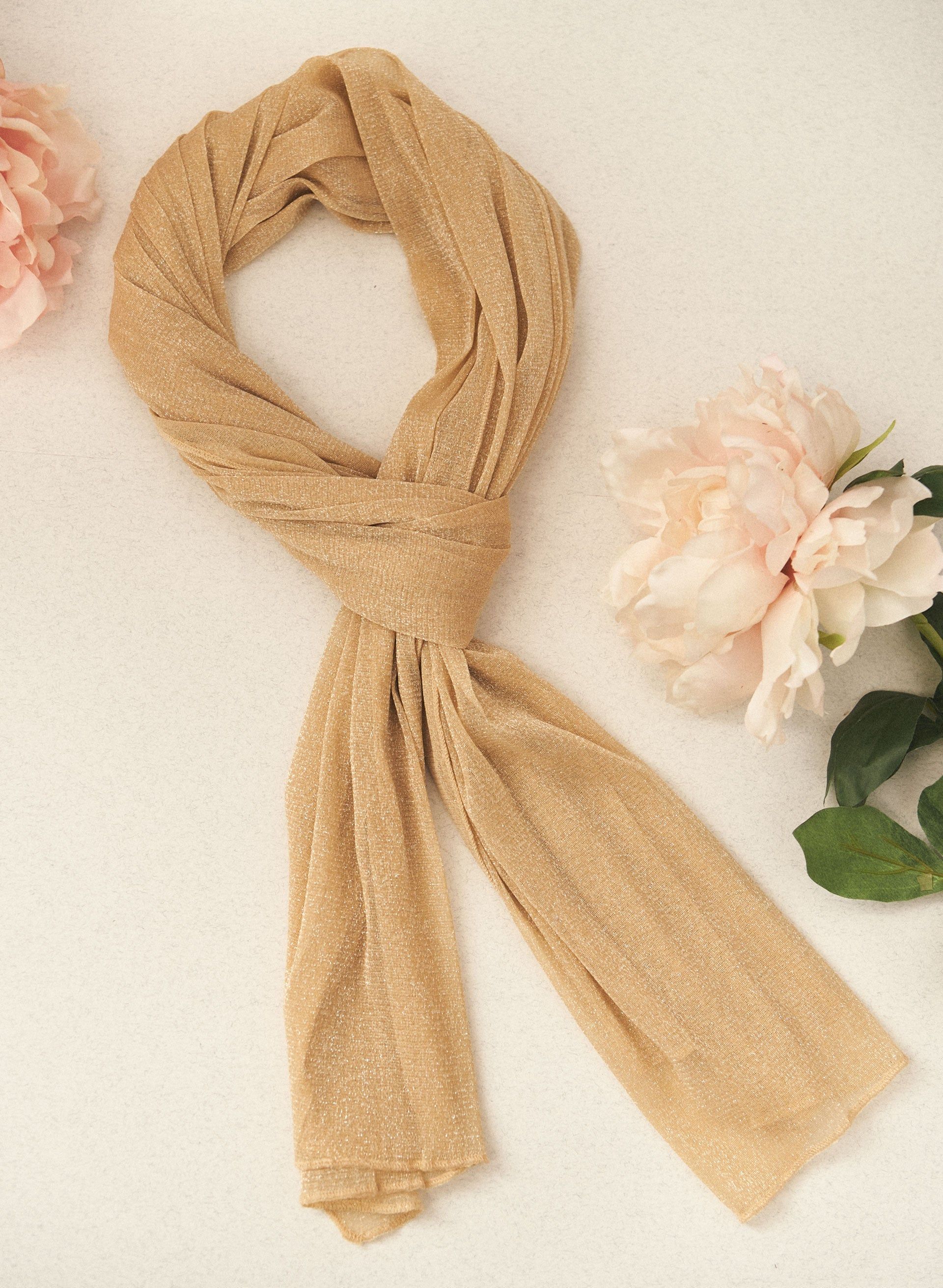 Glitter Mesh Wrap sold by Laura