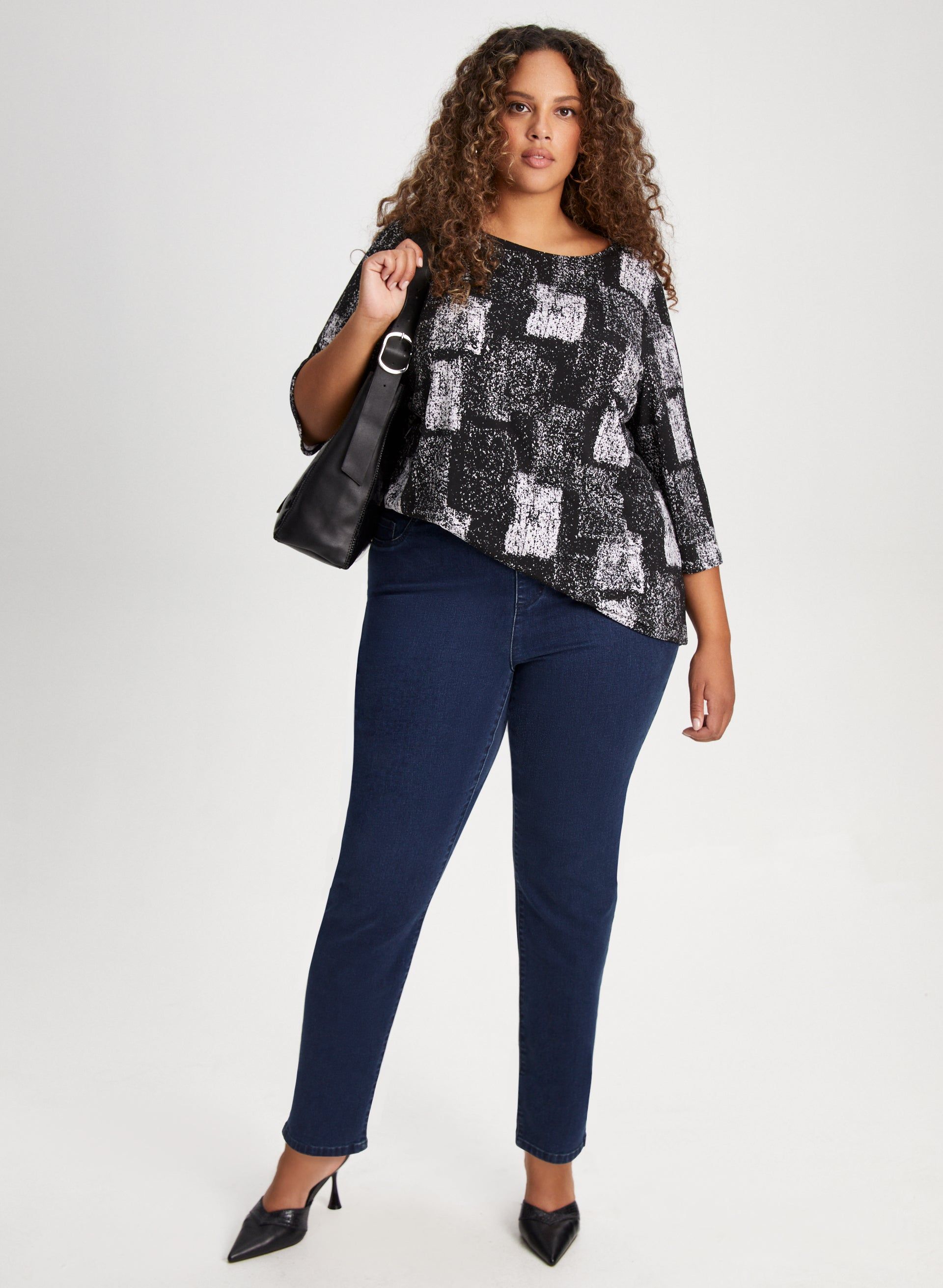 Abstract Print Top sold by Laura product image thumbnail 3