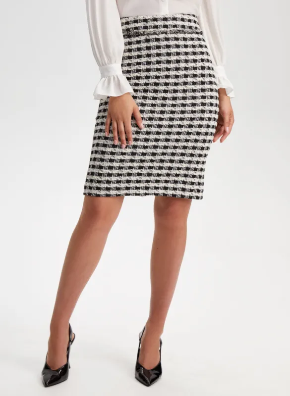 Houndstooth Motif Pencil Skirt sold by Laura
