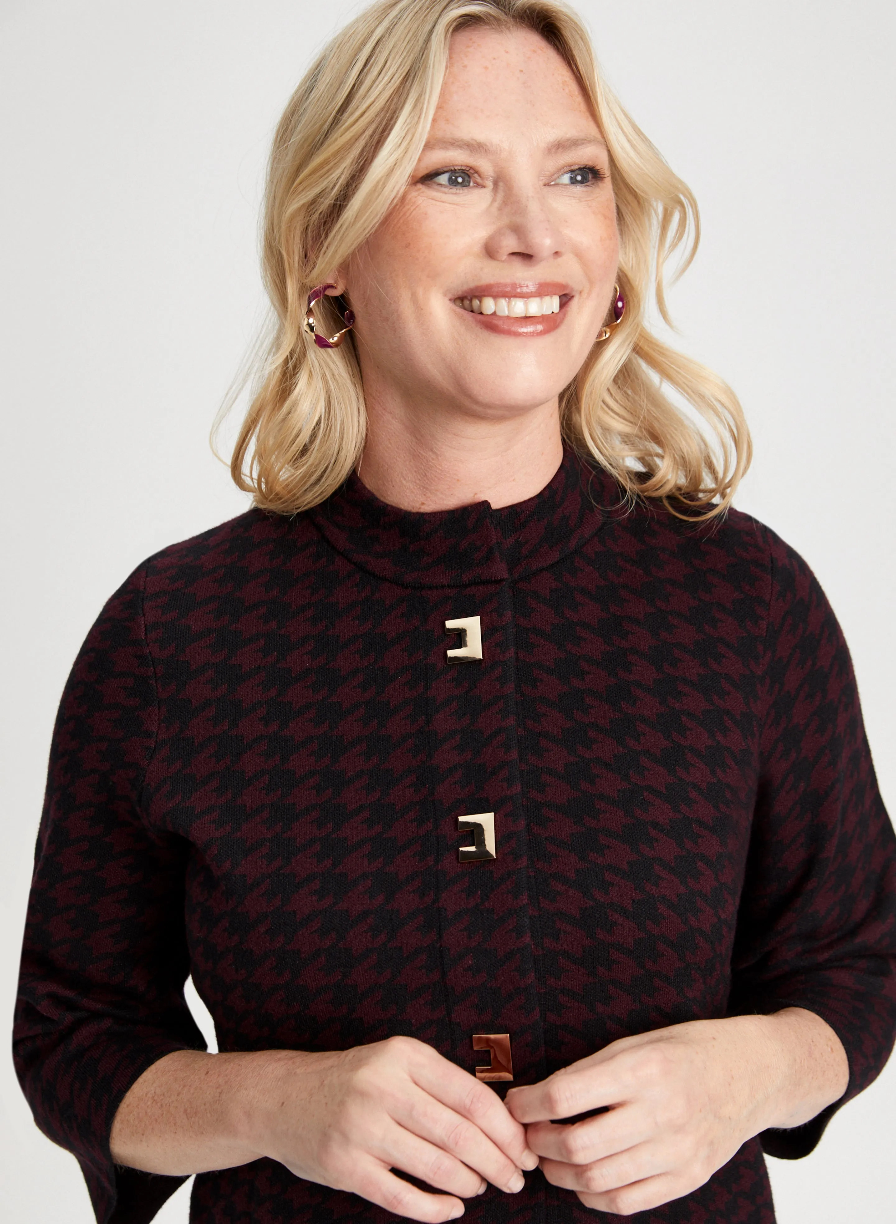 Houndstooth Motif Cardigan sold by Laura product image thumbnail 2