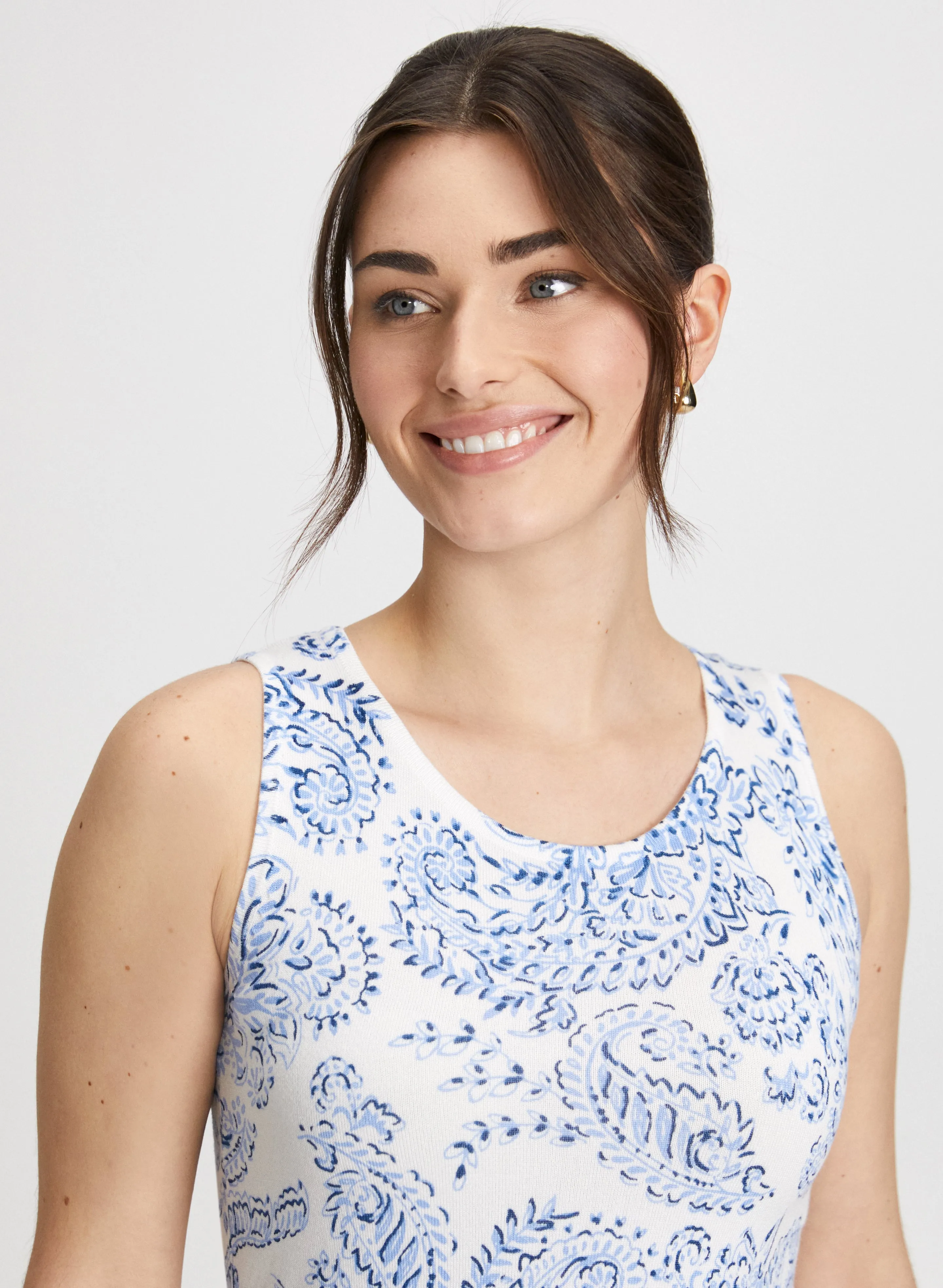 Paisley Print Sleeveless Knit Top sold by Laura product image thumbnail 2