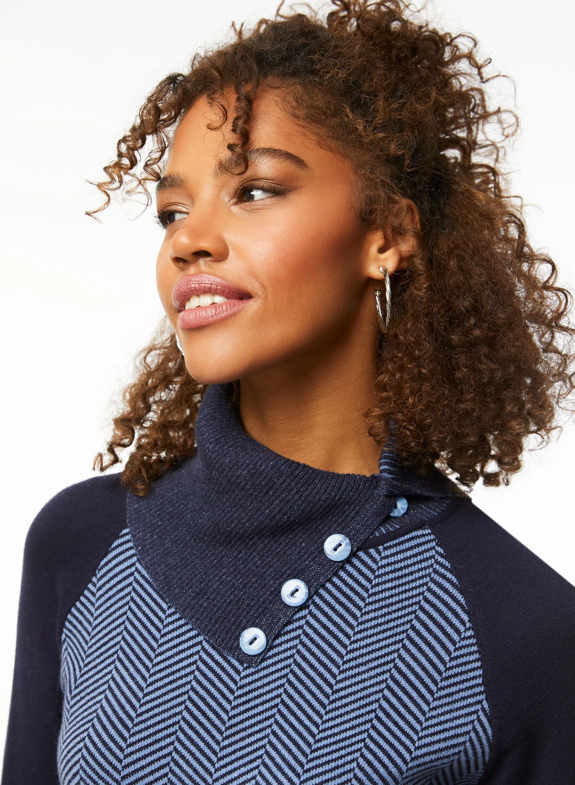 Herringbone Motif Split Collar Sweater sold by Laura product image thumbnail 4