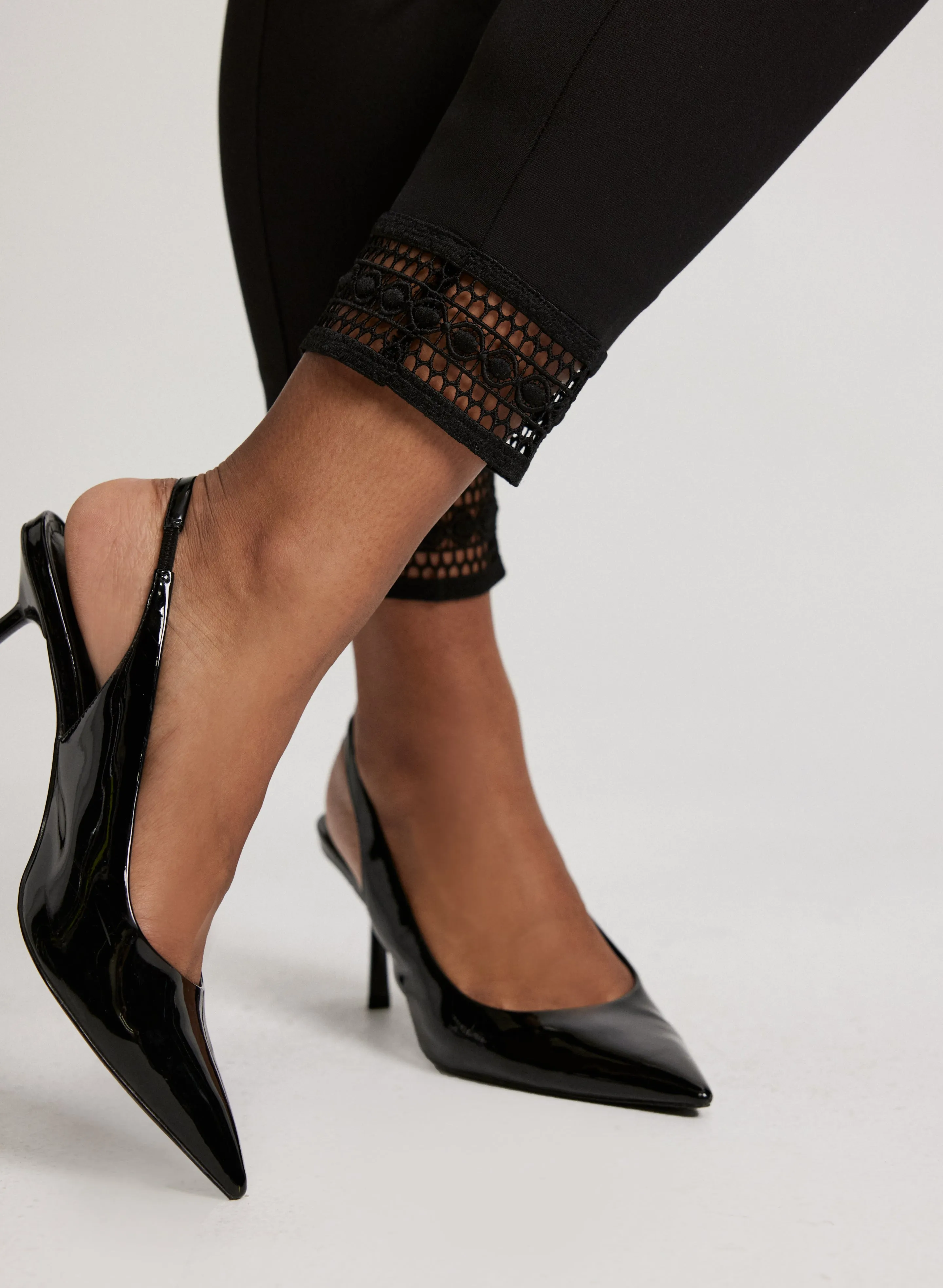 Lace Hem Pull-On Ankle Pants sold by Laura product image thumbnail 5