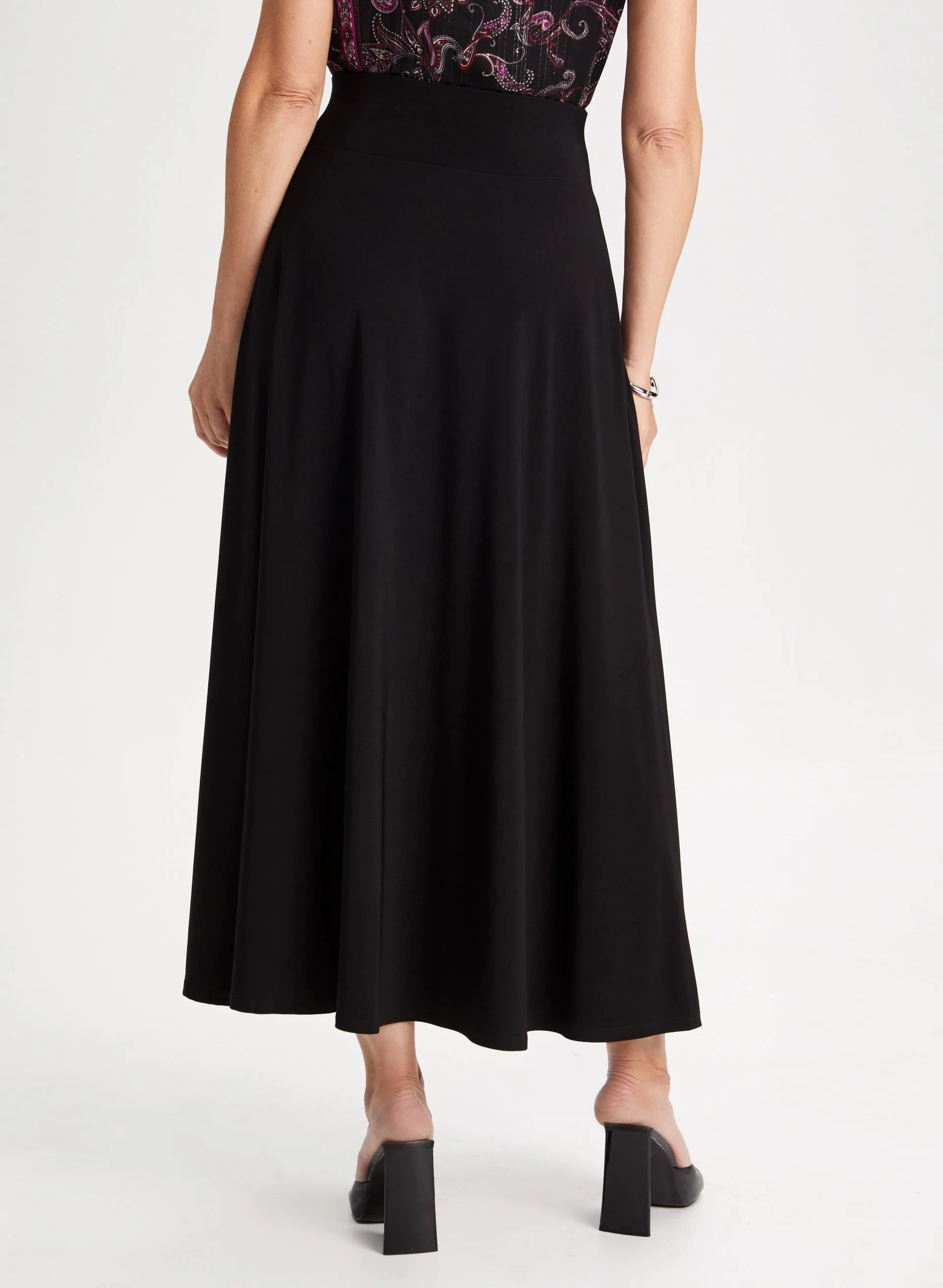 Pull-On Maxi Skirt With Pockets sold by Laura product image thumbnail 2
