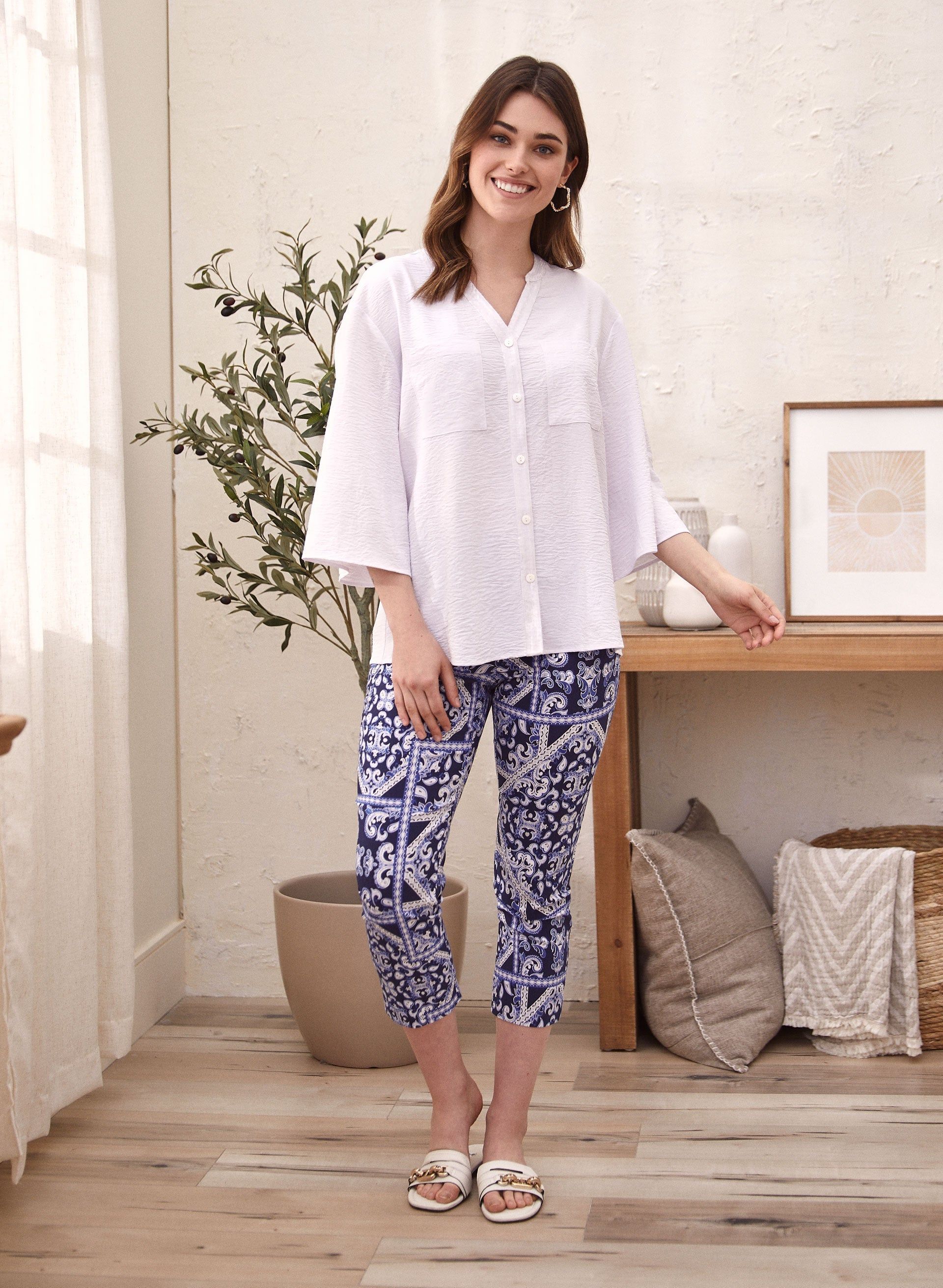 Sequin Detail V-Neck Blouse sold by Laura product image thumbnail 4