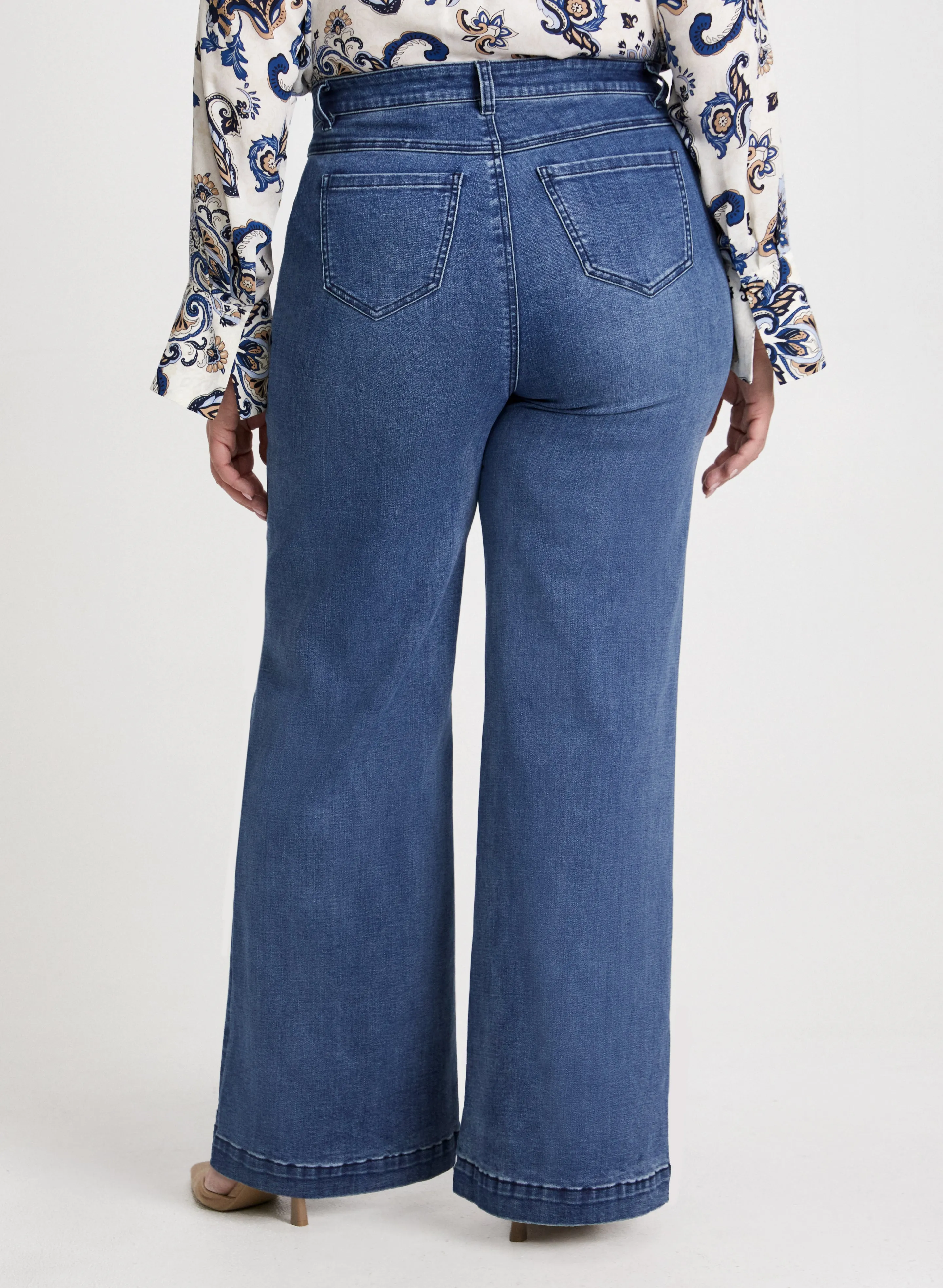 Button Detail Wide Leg Jeans sold by Laura product image thumbnail 3