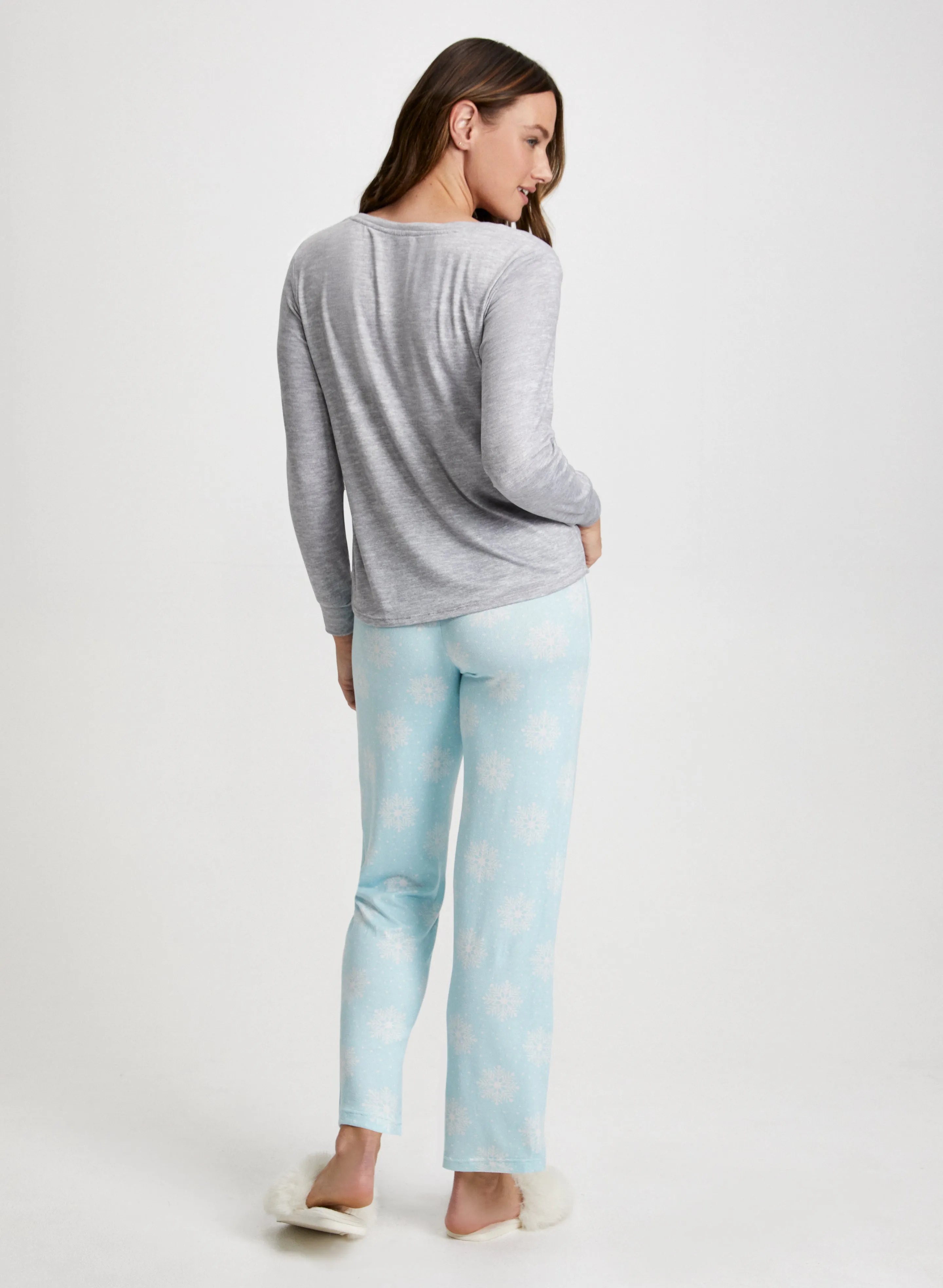 Snowflake Print Pyjama Set sold by Laura product image thumbnail 2