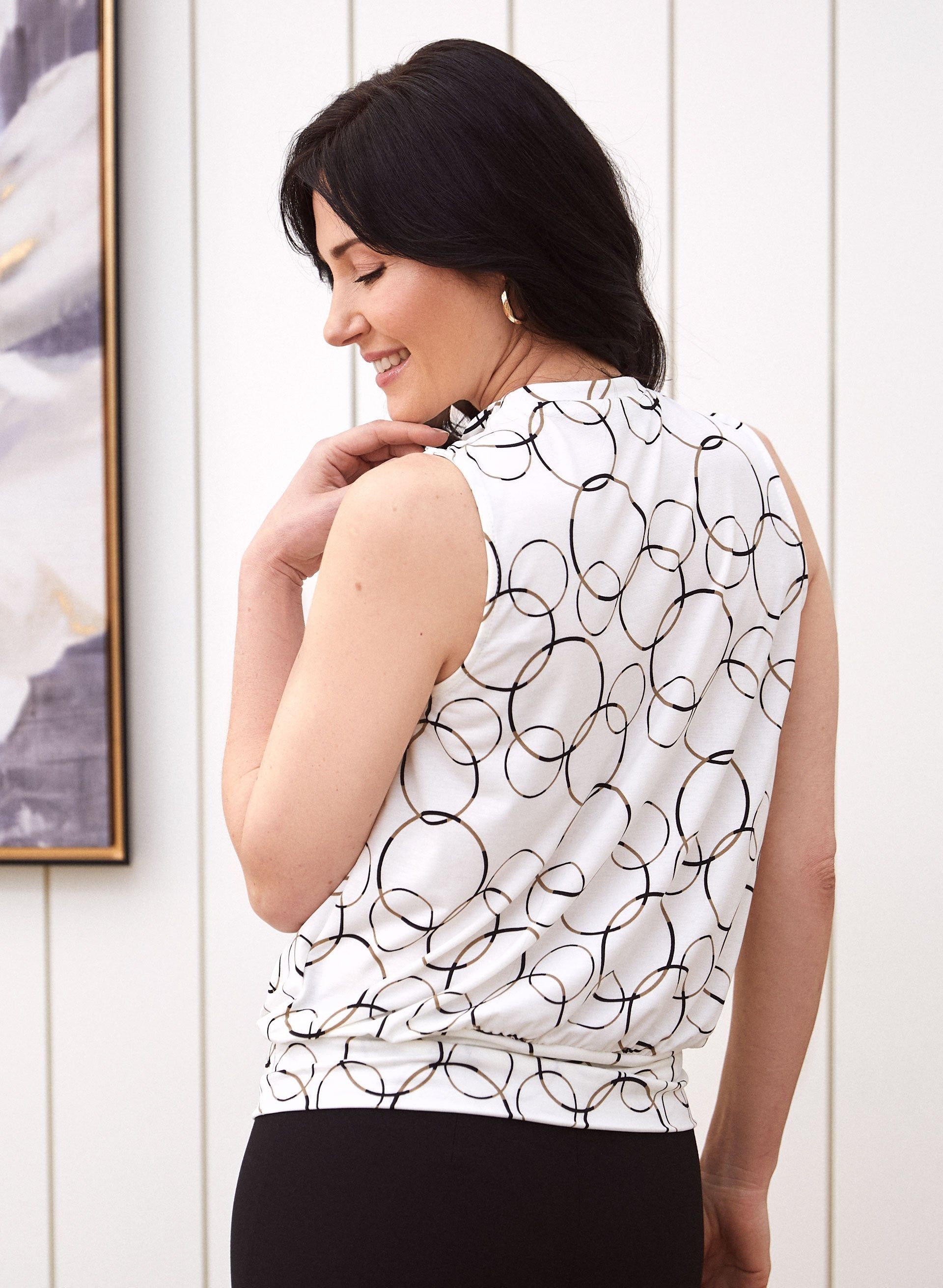 Circle Print Sleeveless Top sold by Laura product image thumbnail 4