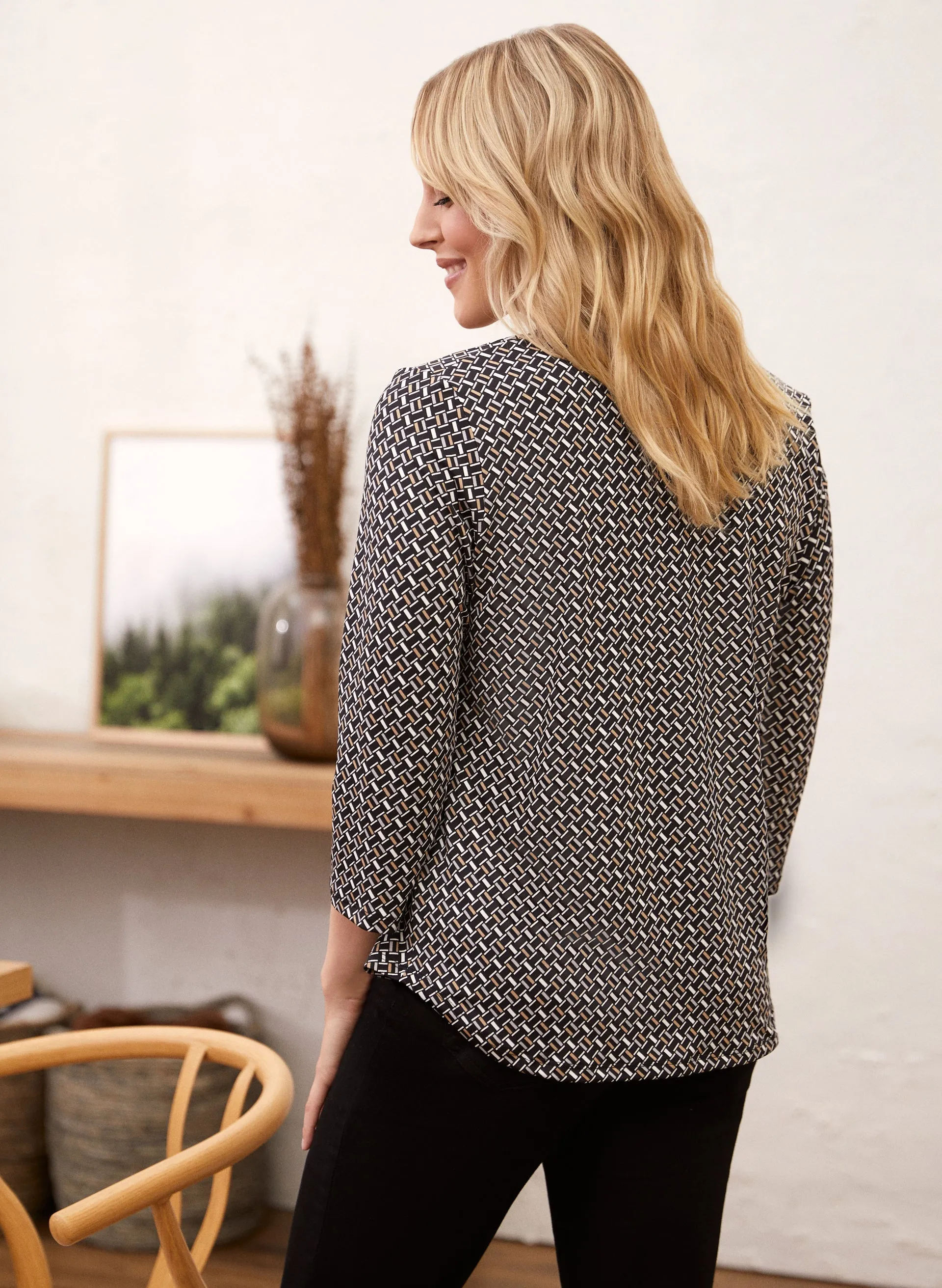 Geometric Print Top sold by Laura product image thumbnail 3