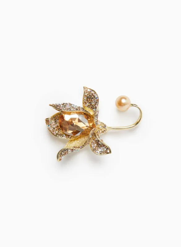 Flower Brooch sold by Laura