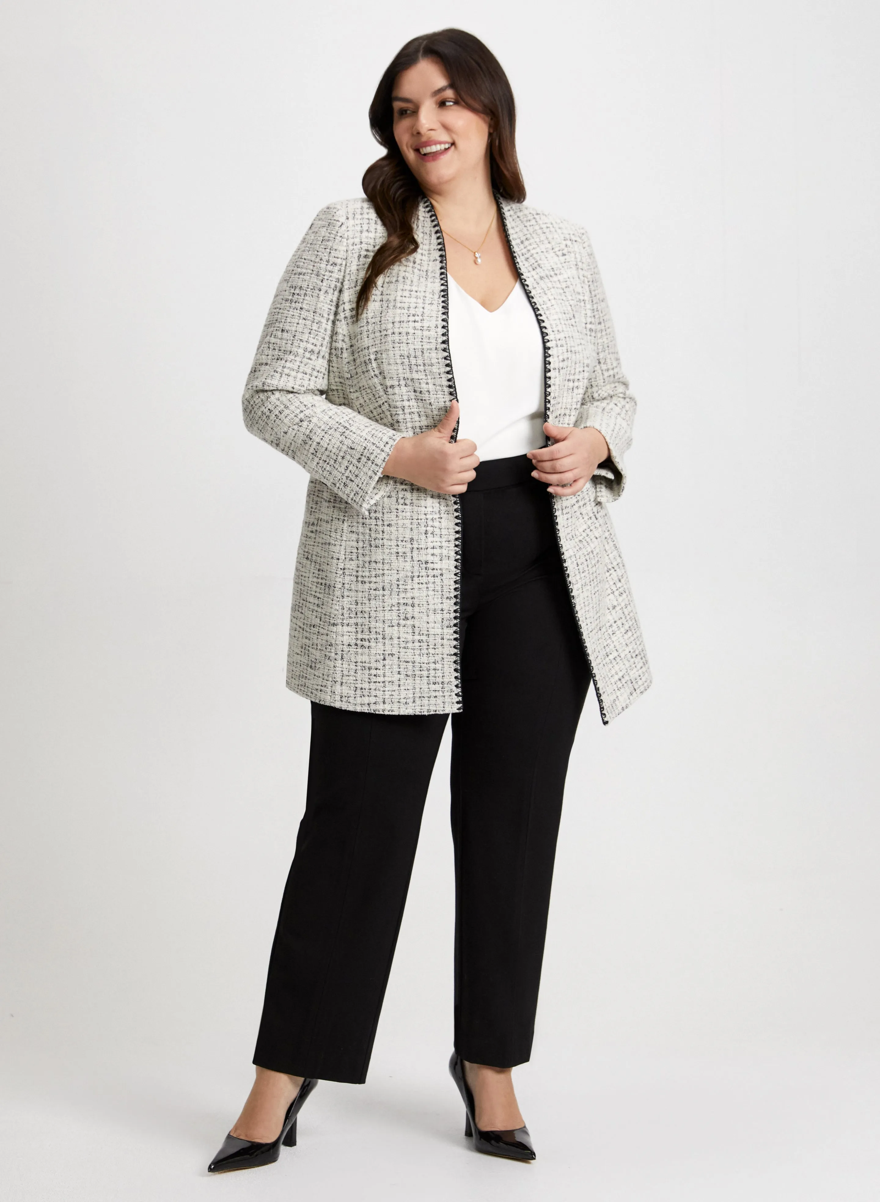 Bouclé Redingote Jacket sold by Laura product image thumbnail 3