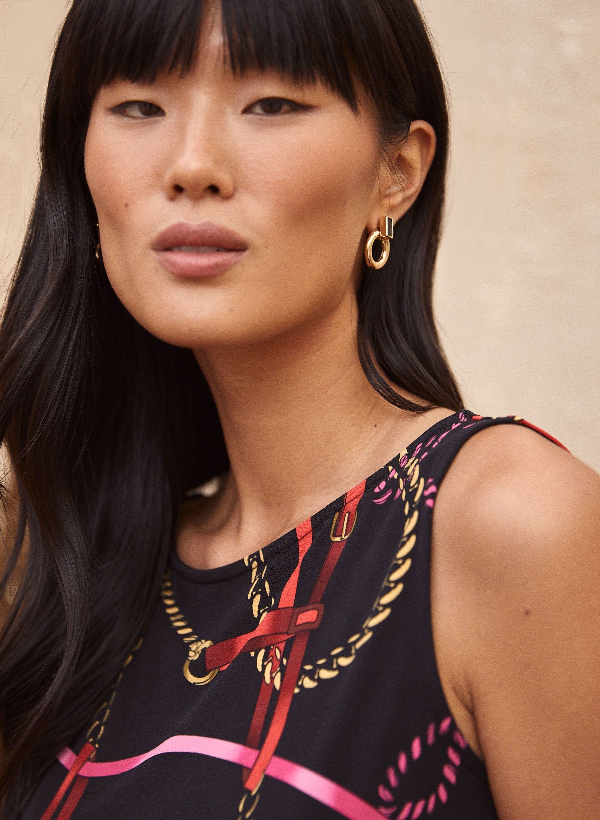 Sleeveless Chain Print Top sold by Laura product image thumbnail 2