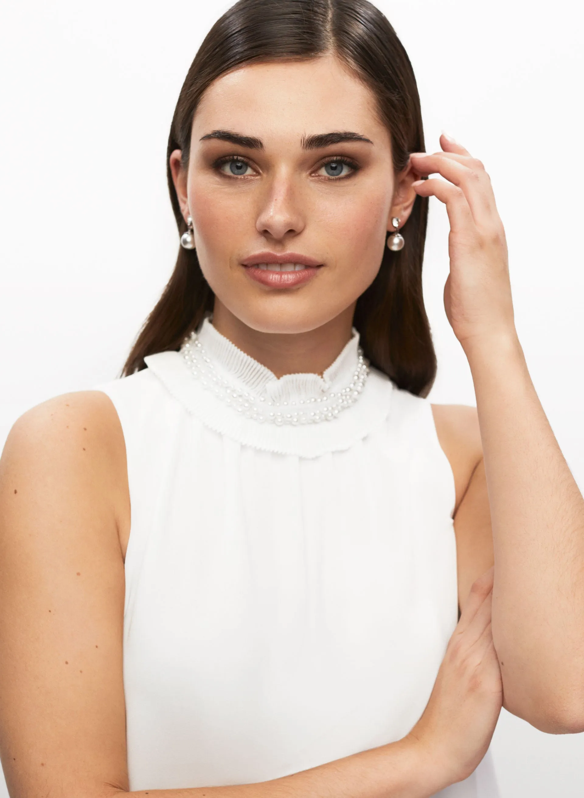 Pearl Embellished Sleeveless Top sold by Laura product image thumbnail 2