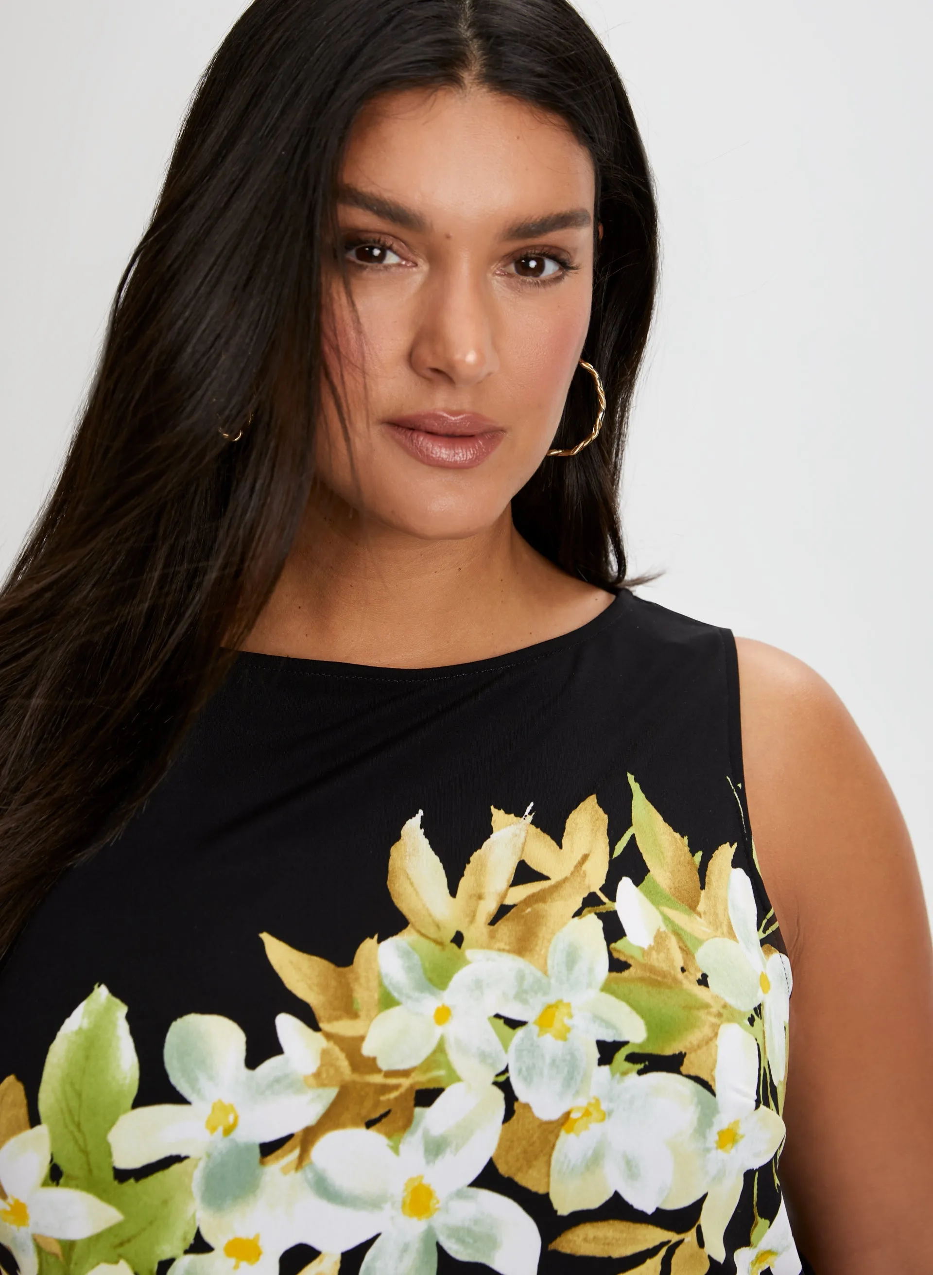 Tropical Floral Print Sleeveless Top sold by Laura product image thumbnail 2