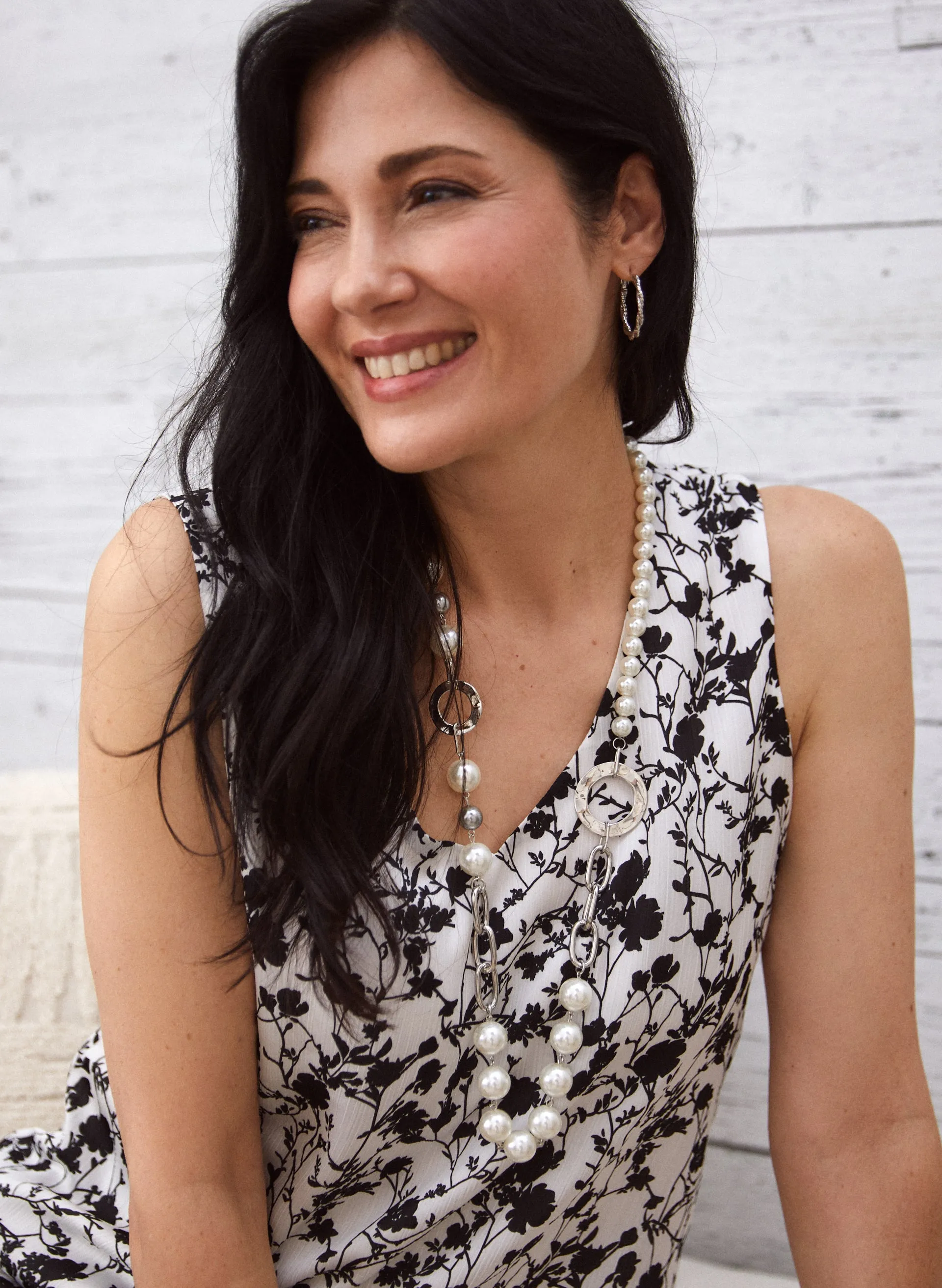 Sleeveless Floral Print Top sold by Laura product image thumbnail 3