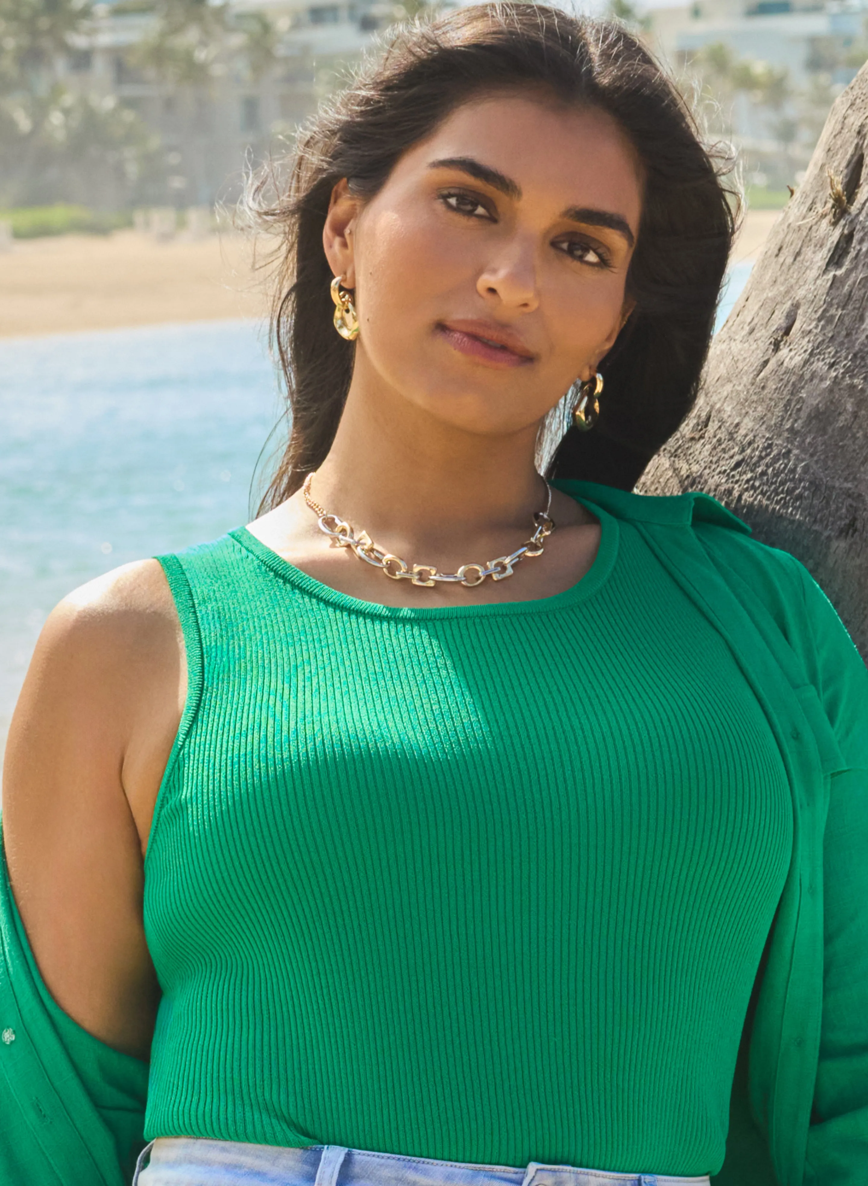 Two-Tone Large Link Necklace sold by Laura product image thumbnail 3