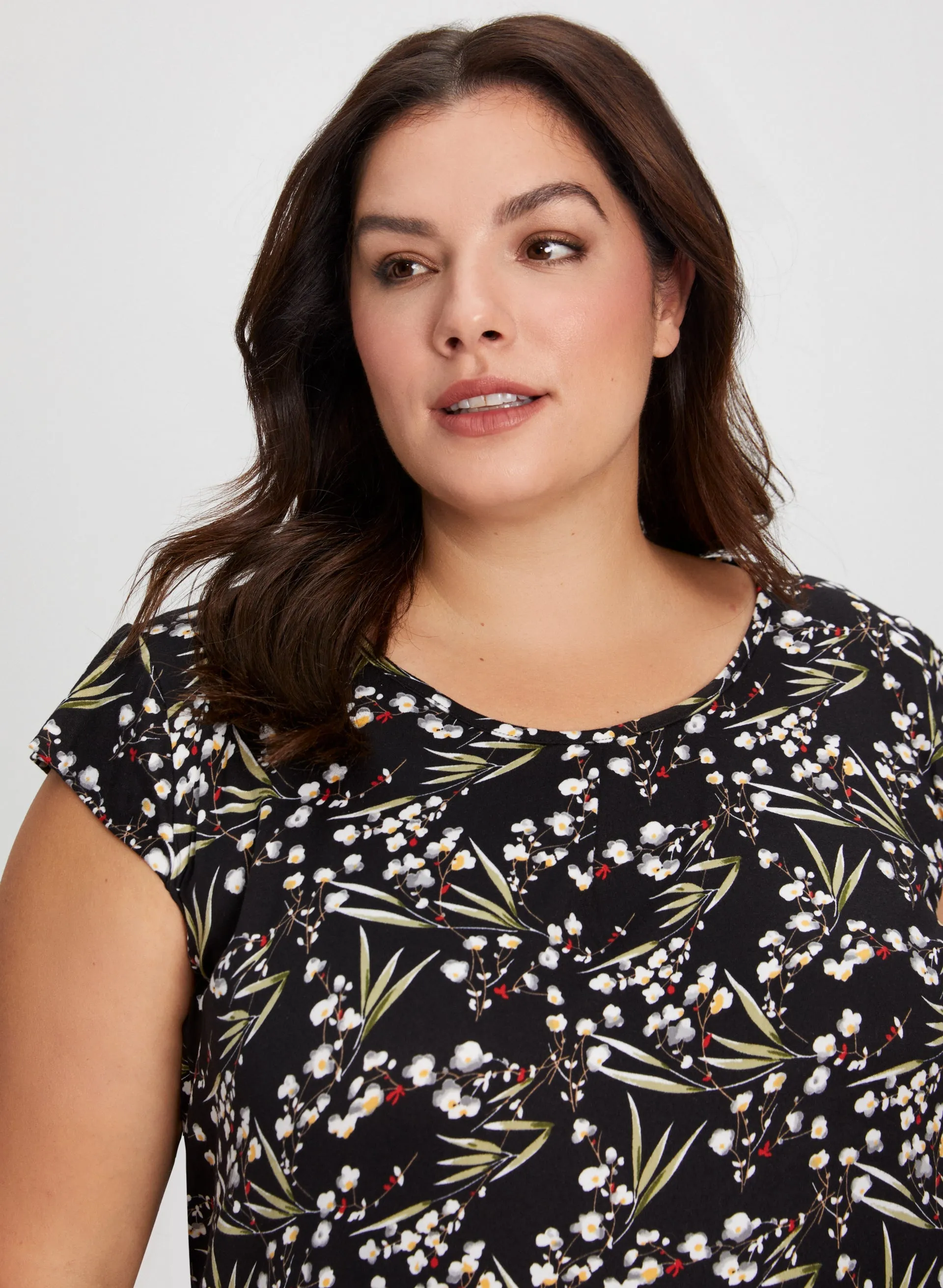 Floral Motif Nightgown sold by Laura product image thumbnail 4