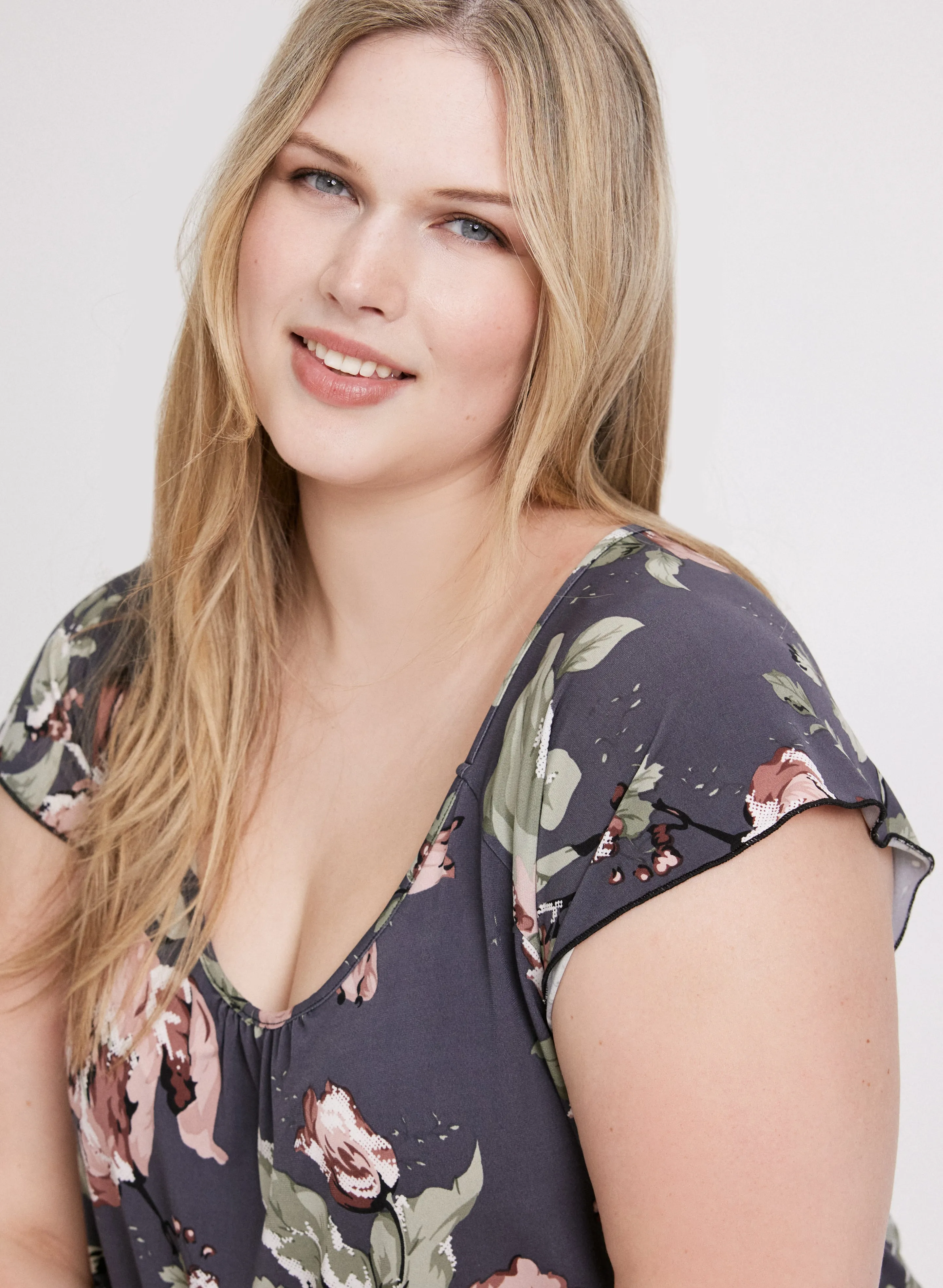 Floral Print Nightgown sold by Laura product image thumbnail 5