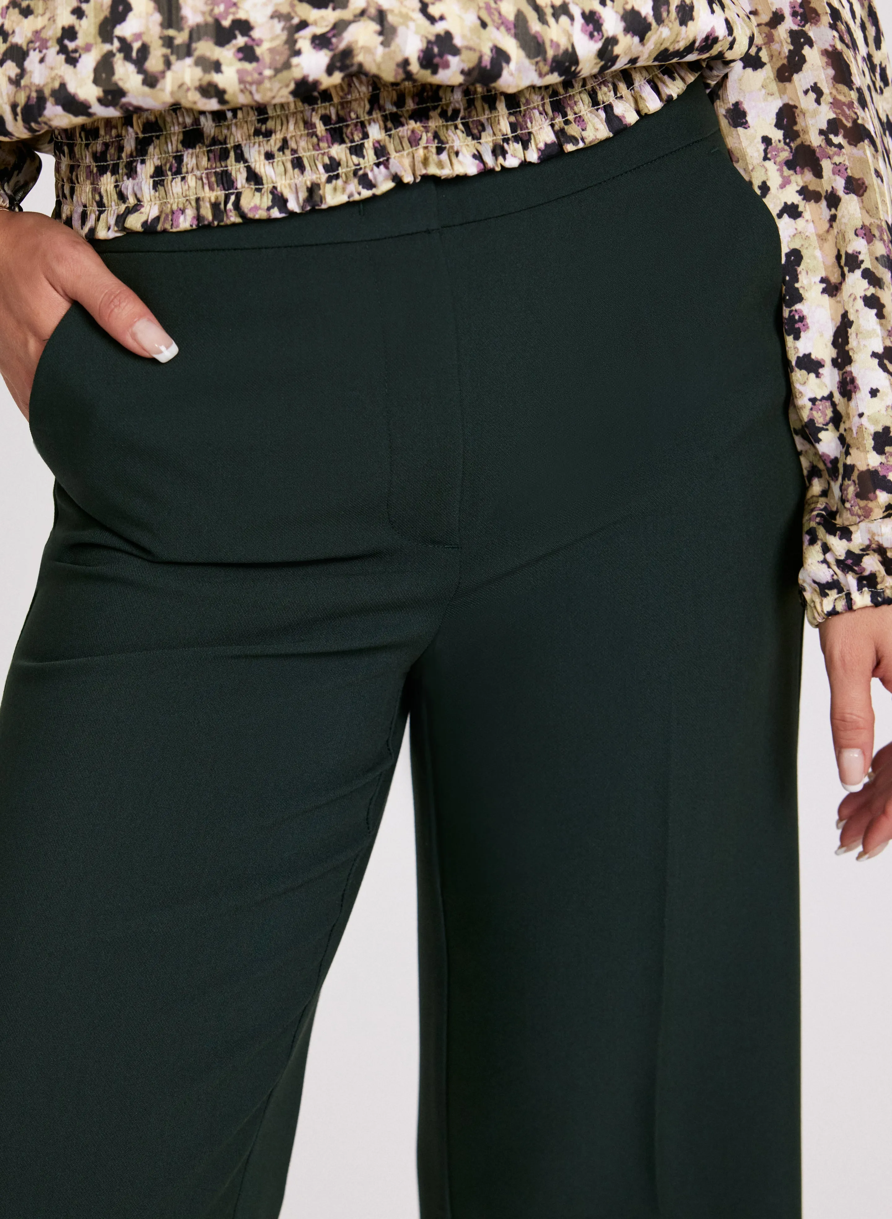 Olivia Wide Leg Pants sold by Laura product image thumbnail 5