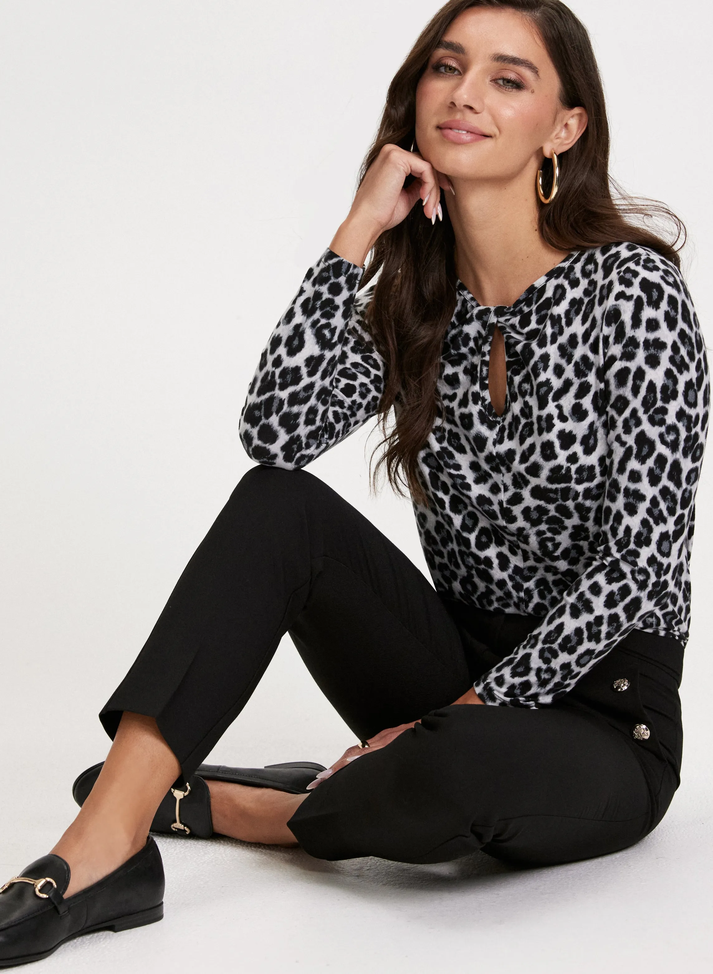 Emma Slim Leg Pants sold by Laura product image thumbnail 4