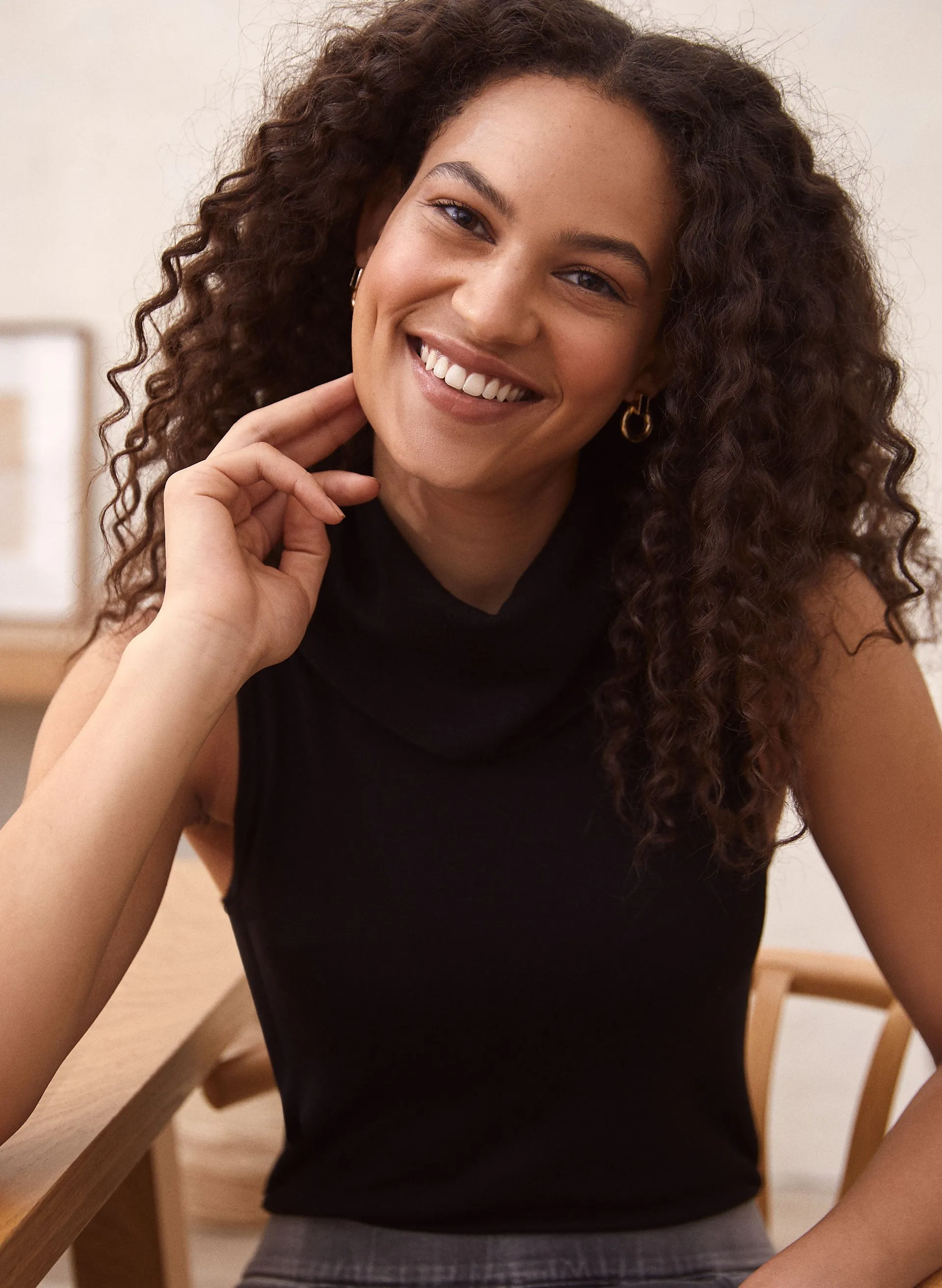 Sleeveless Cowl Neck Sweater sold by Laura product image thumbnail 2