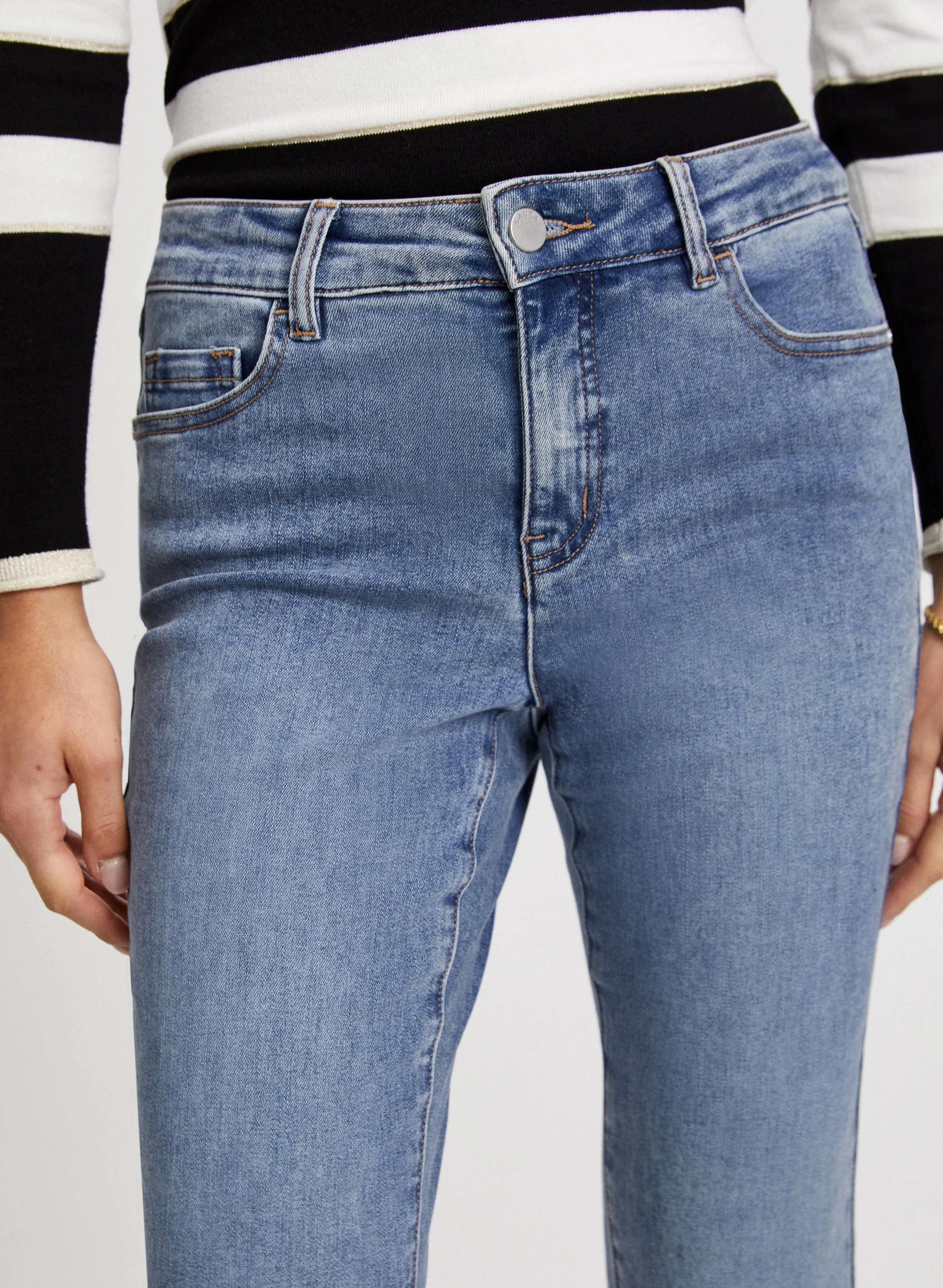 Essential Straight Leg Jeans sold by Laura product image thumbnail 5