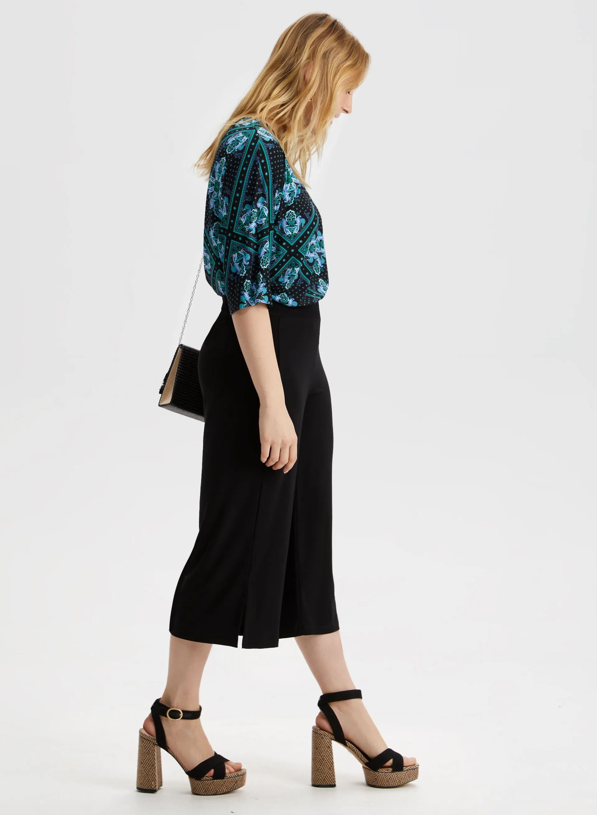 Side Slit Pull-On Capris sold by Laura product image thumbnail 4