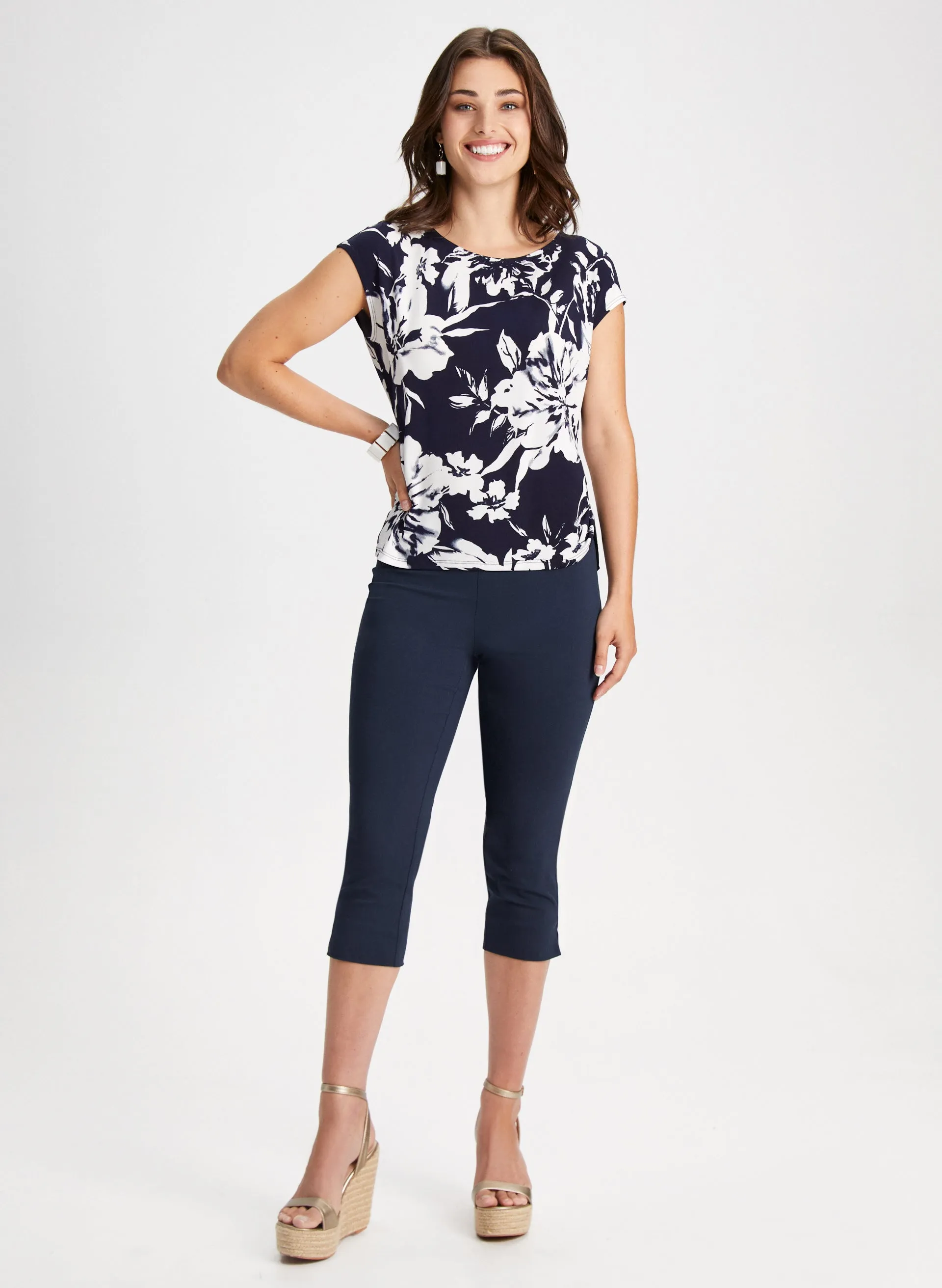 Pull-On Slit Detail Capris sold by Laura product image thumbnail 3