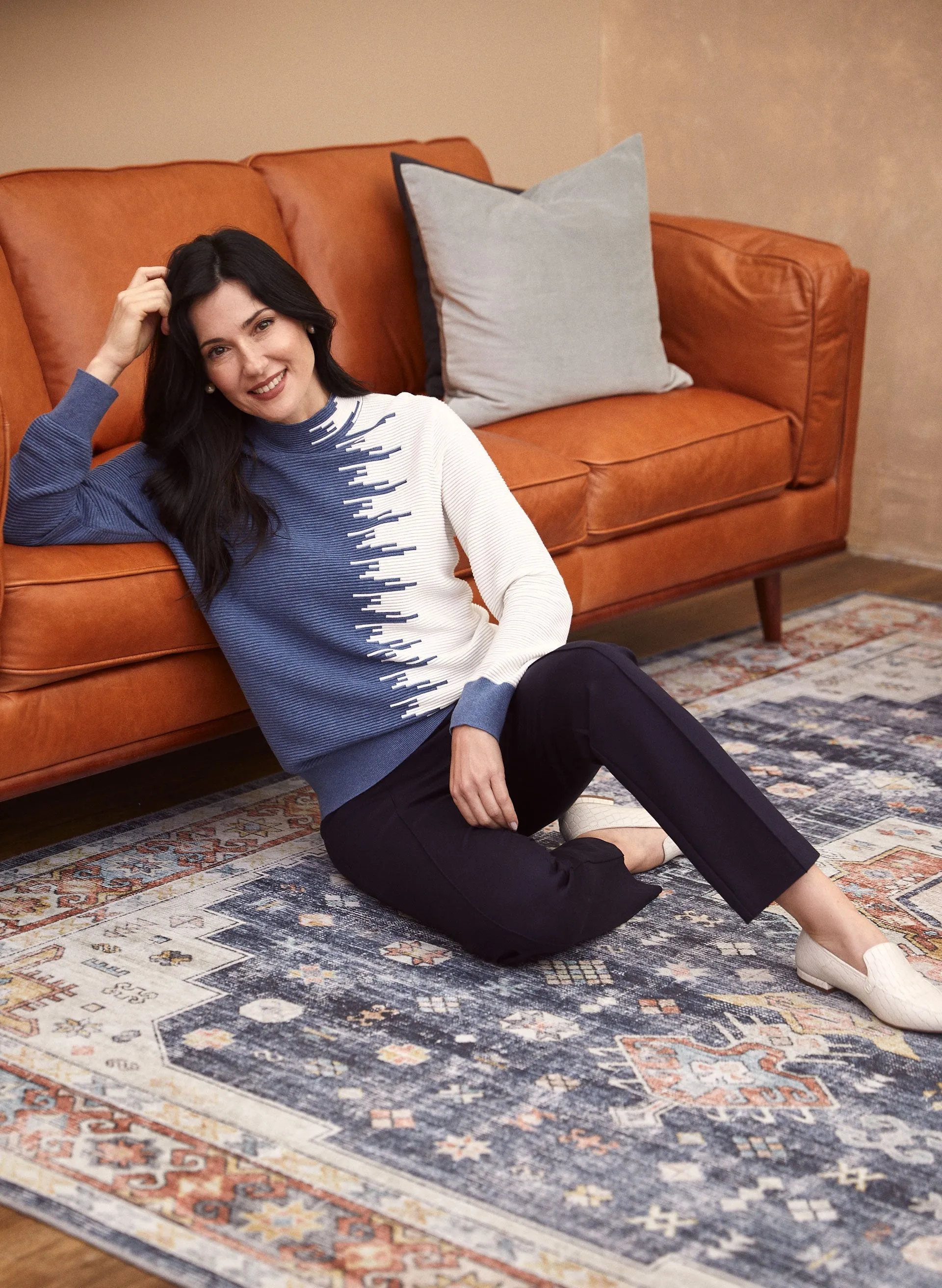 Two-Tone Ottoman Sweater sold by Laura product image thumbnail 5